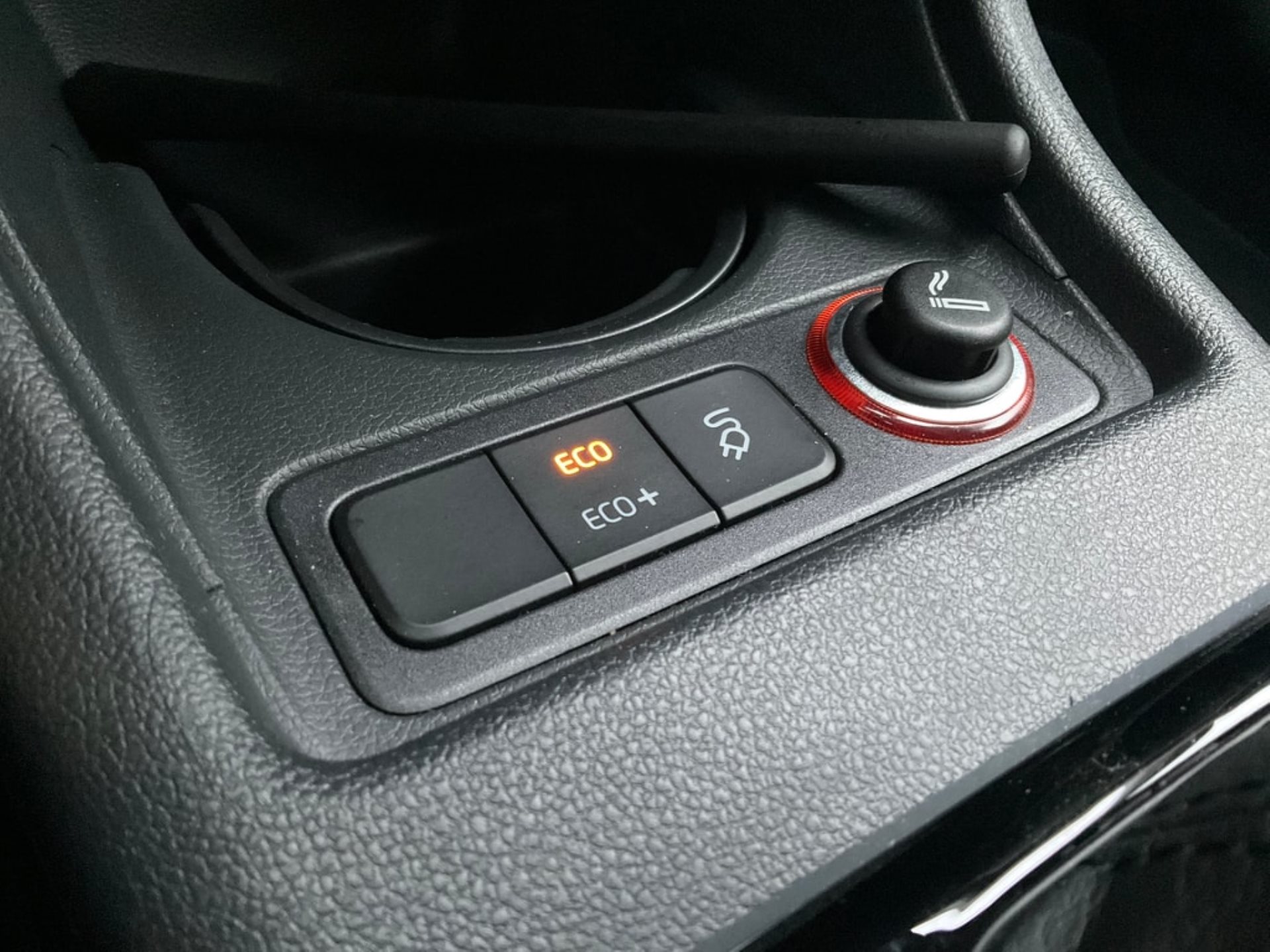 VW e-up! EDITION *** NEUWAGEN ZUM UNSCHLAGBAREN PREIS ***-image-15