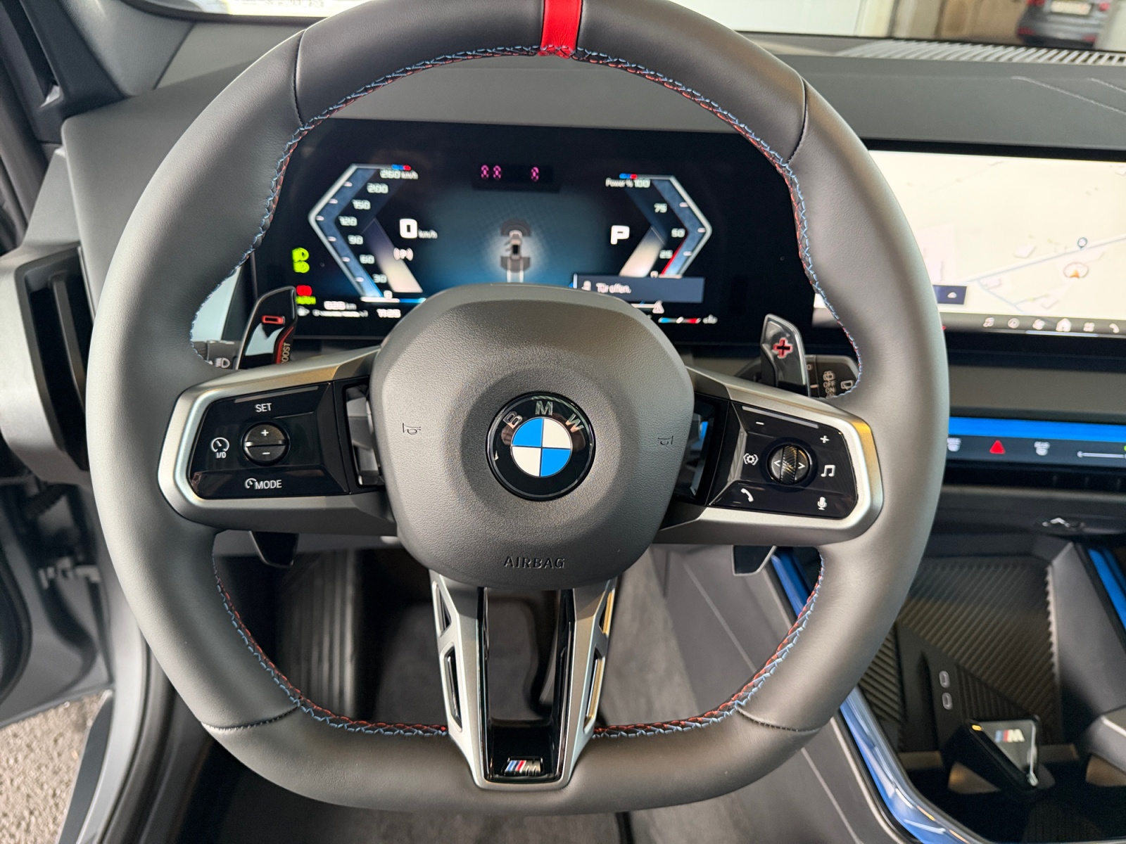 BMW X3 M50i-image-11
