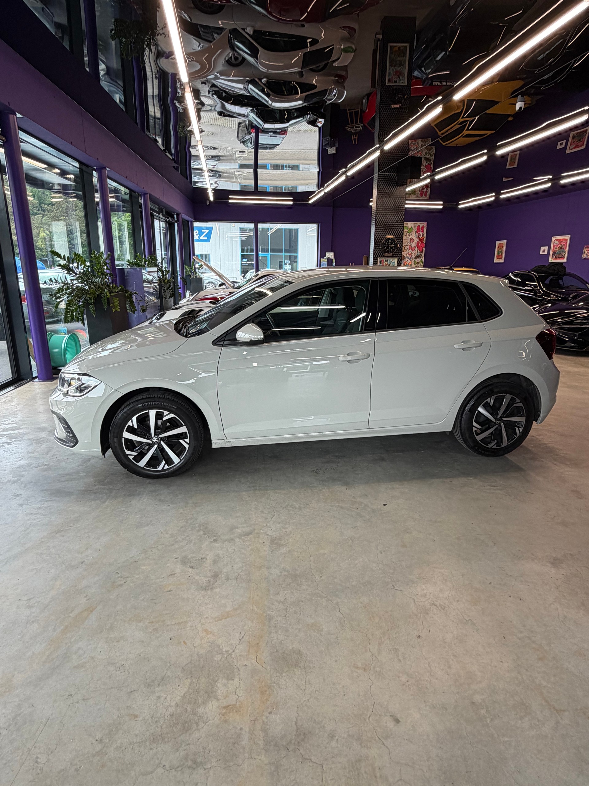 VW Polo 1.0 TSI Life DSG-image-11