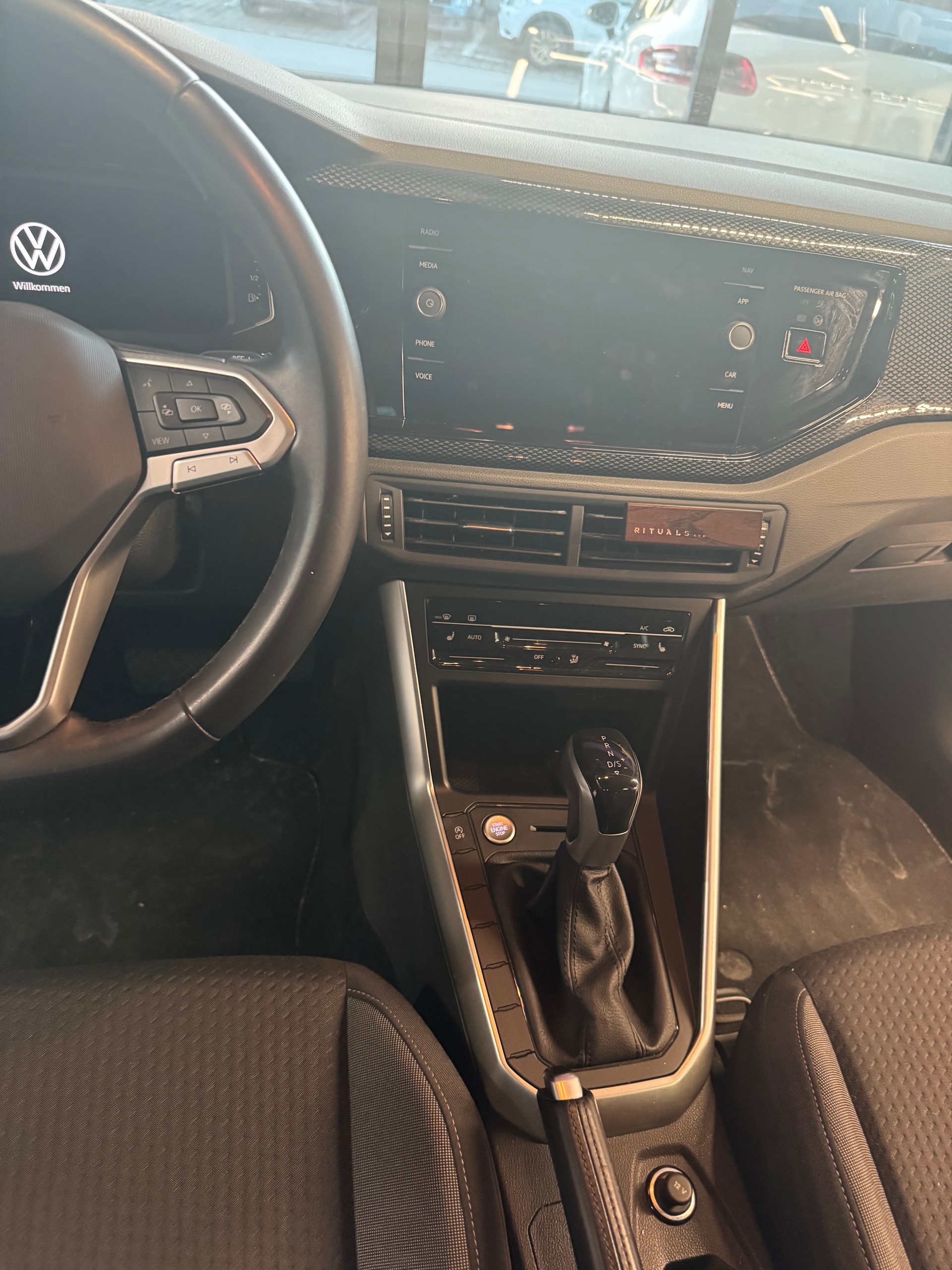 VW Polo 1.0 TSI Life DSG-image-6