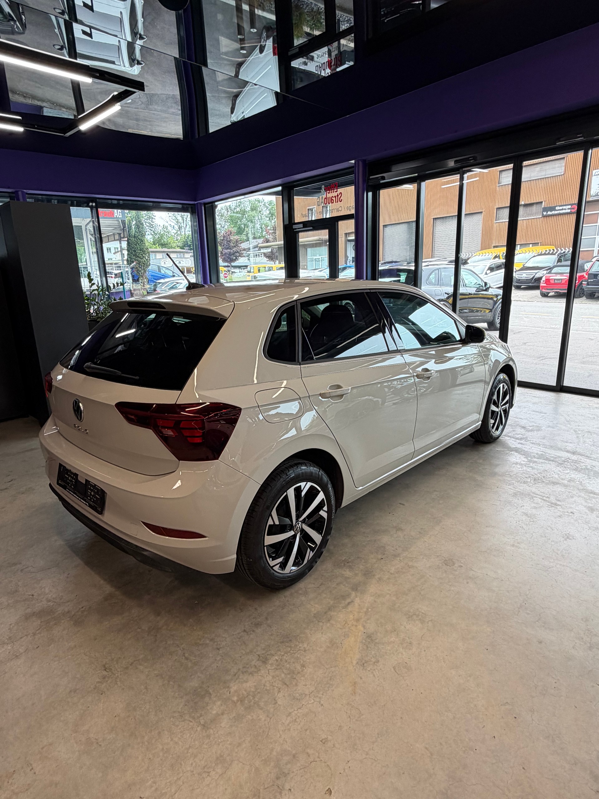 VW Polo 1.0 TSI Life DSG-image-13