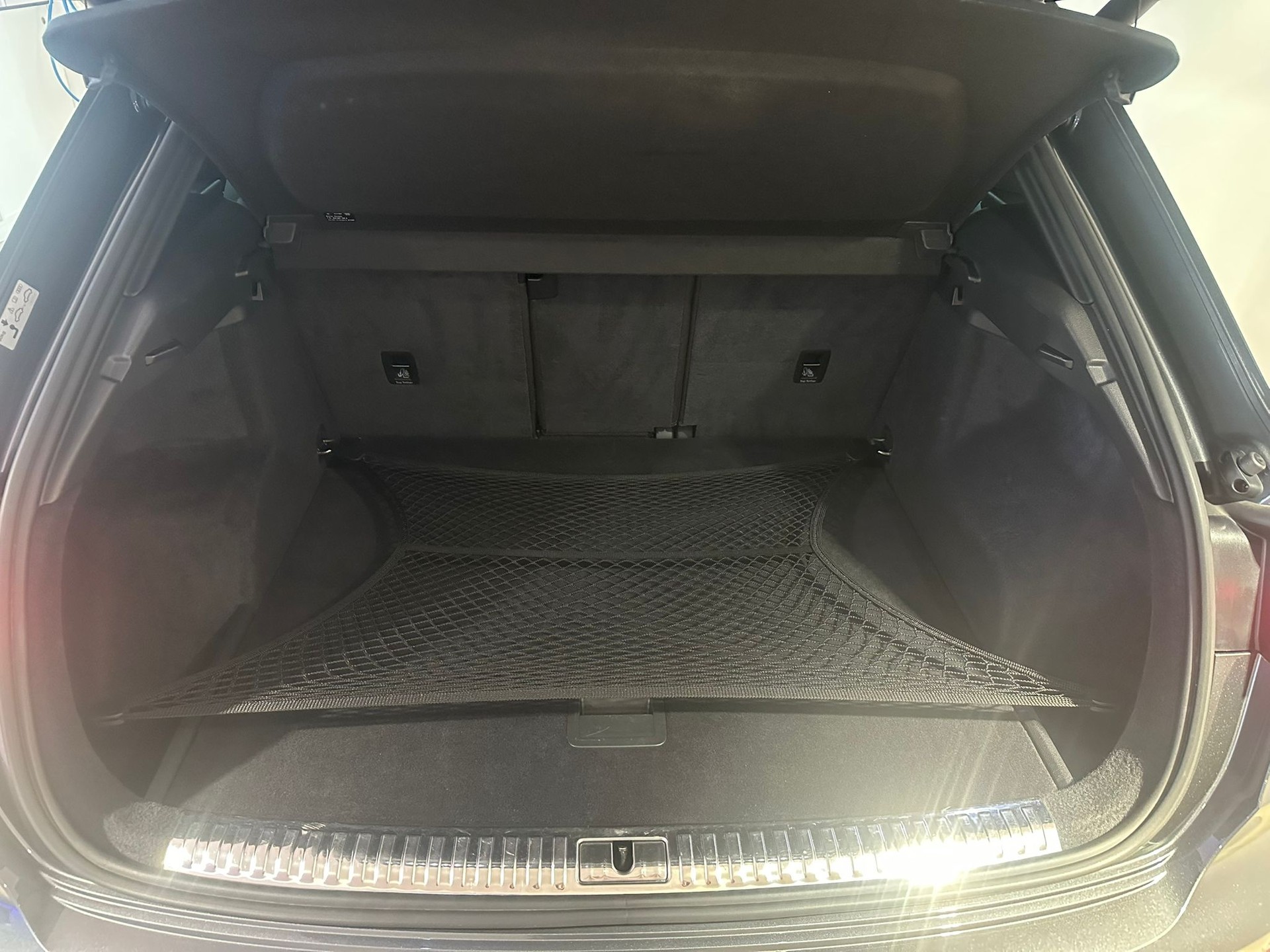 AUDI RS Q3 2.5 TFSI quattro-image-4