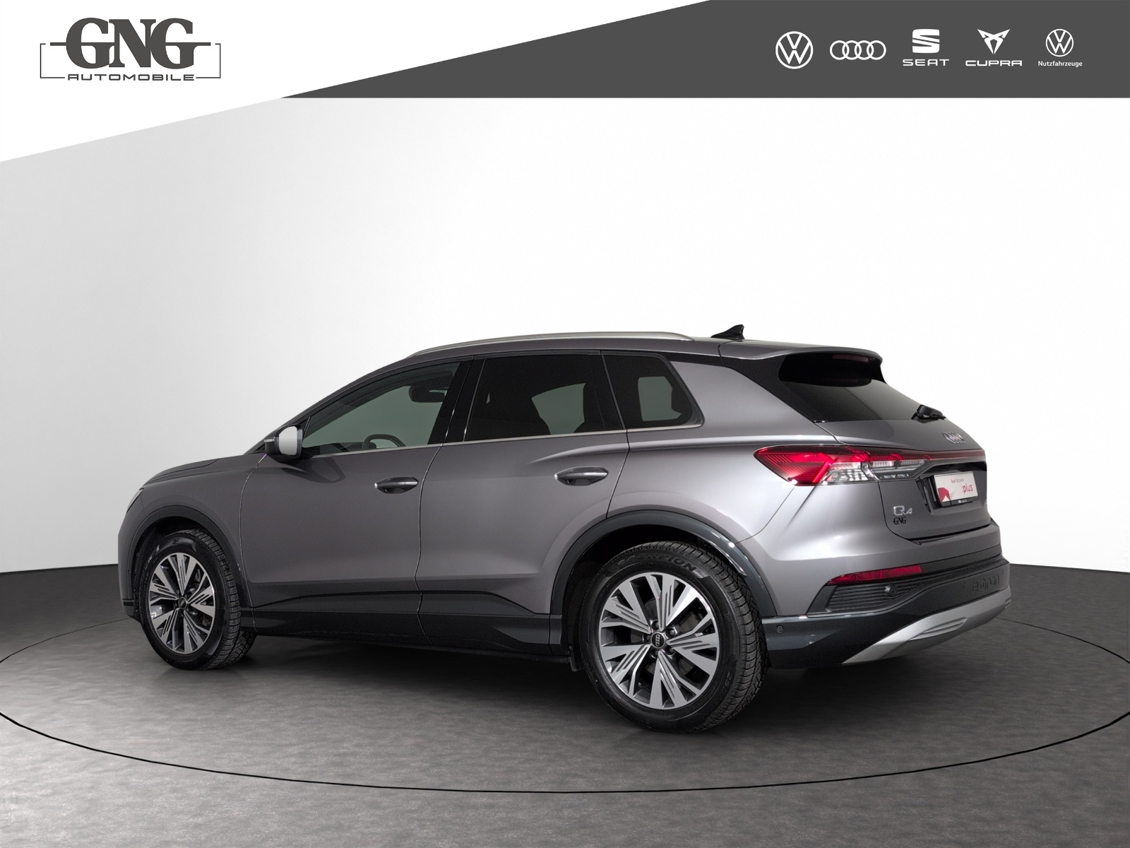 AUDI Q4 e-tron 45 quattro-showroom-element-1