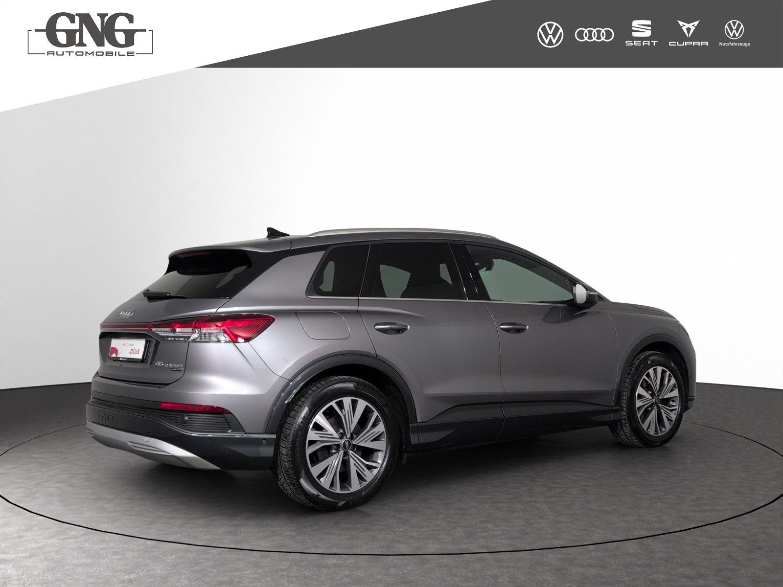 AUDI Q4 e-tron 45 quattro-showroom-element-2