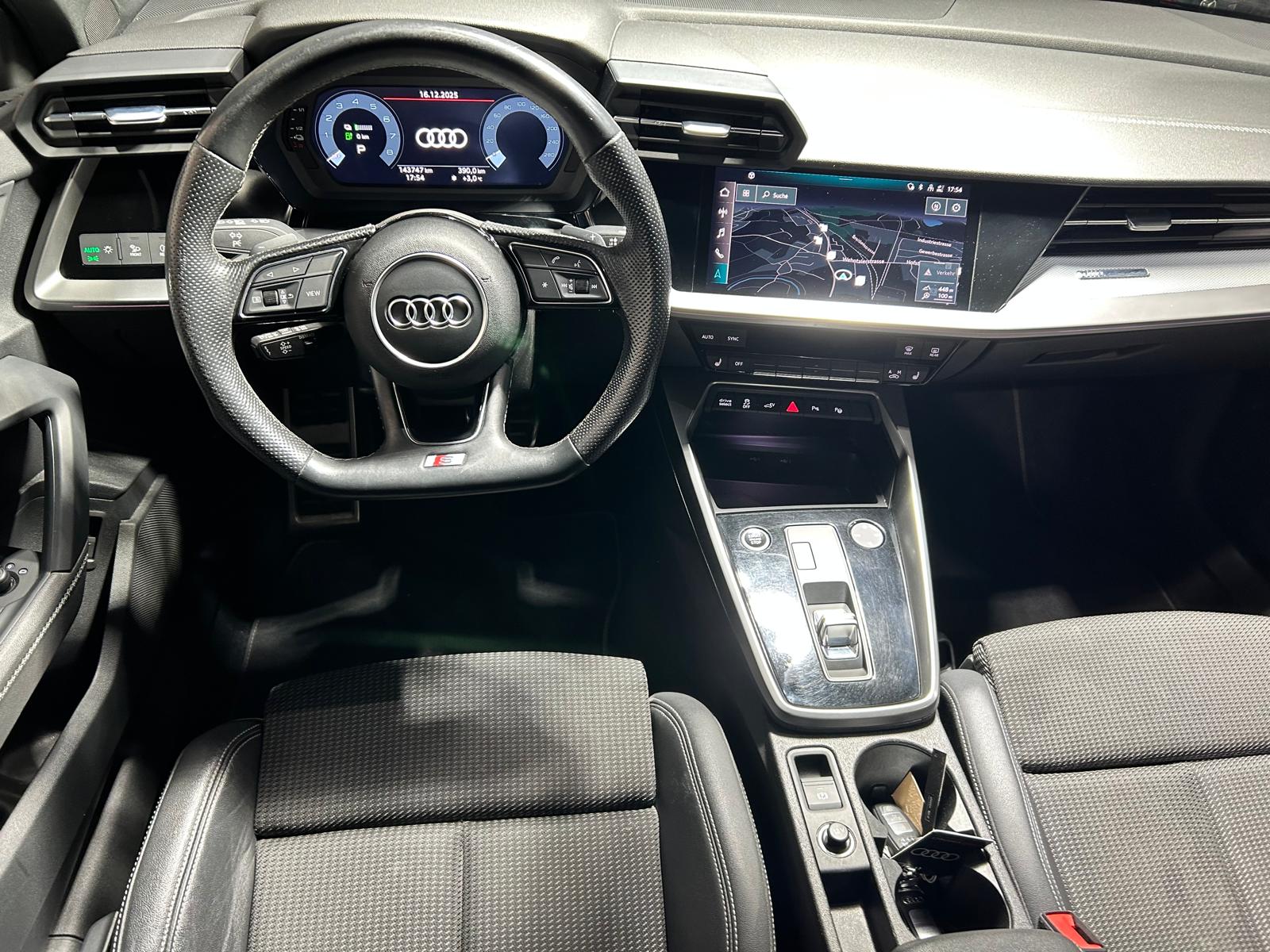 AUDI A3 Sportback 1.4 40 TFSI e S Line S-Tronic CH FAHRZEUG AUS 1. HAND-image-12