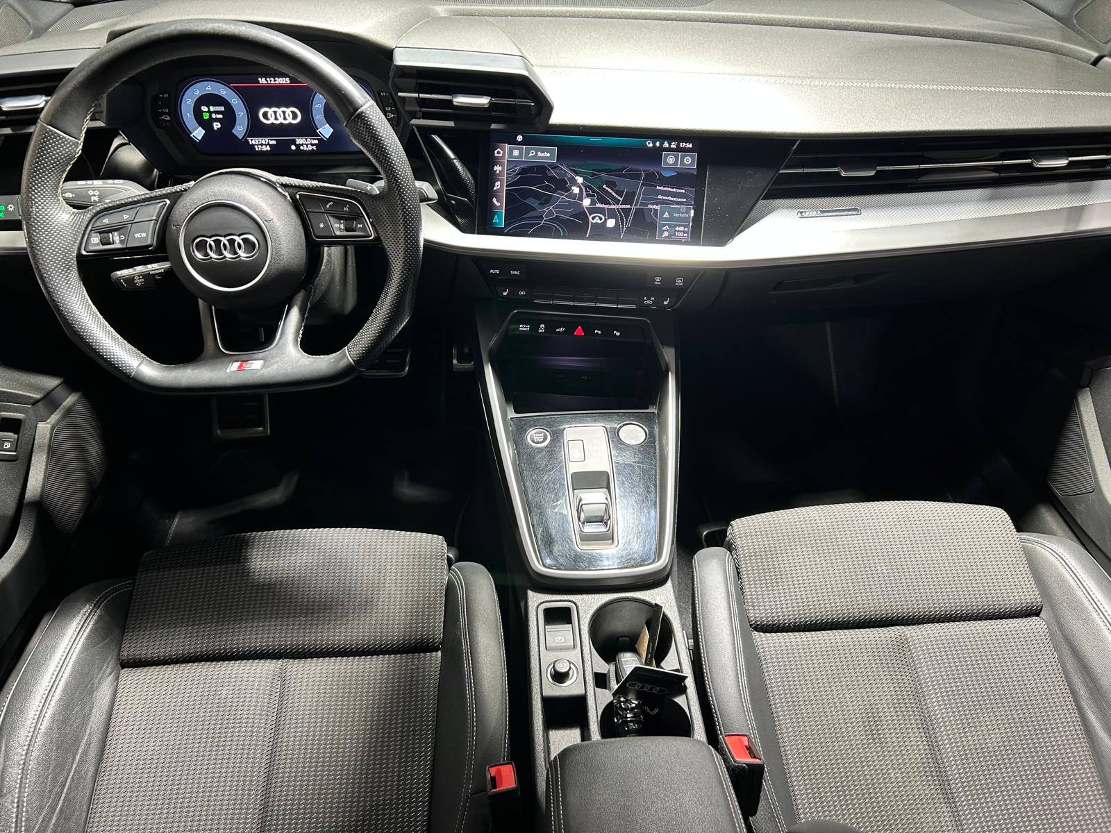 AUDI A3 Sportback 1.4 40 TFSI e S Line S-Tronic CH FAHRZEUG AUS 1. HAND-image-13