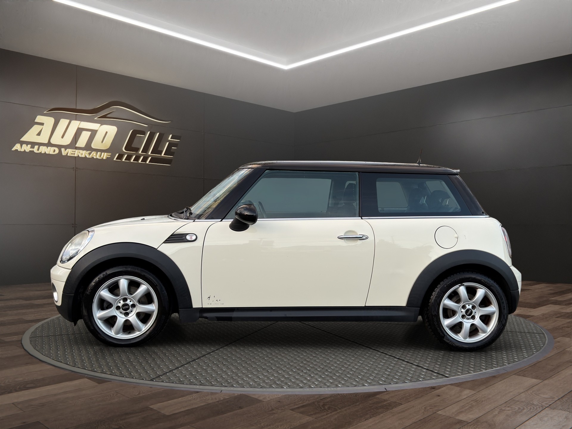 MINI Cooper-image-3