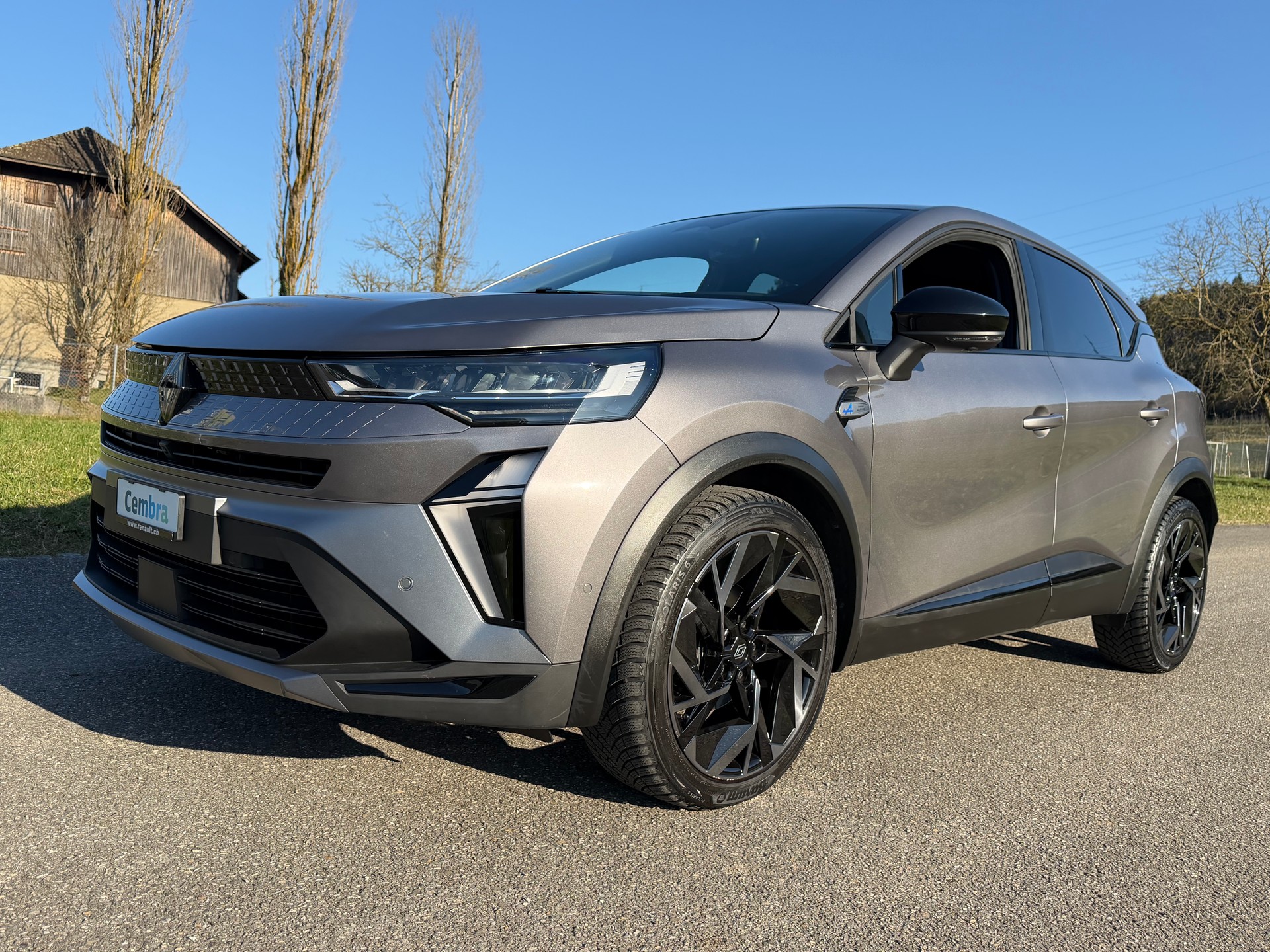 RENAULT CAPTUR "ALPINE" 1.3 TCE ESPRIT" ALPINE" CH WAGEN MIT RENAULT VOLLGARANTIE. NETTO 25`500.-