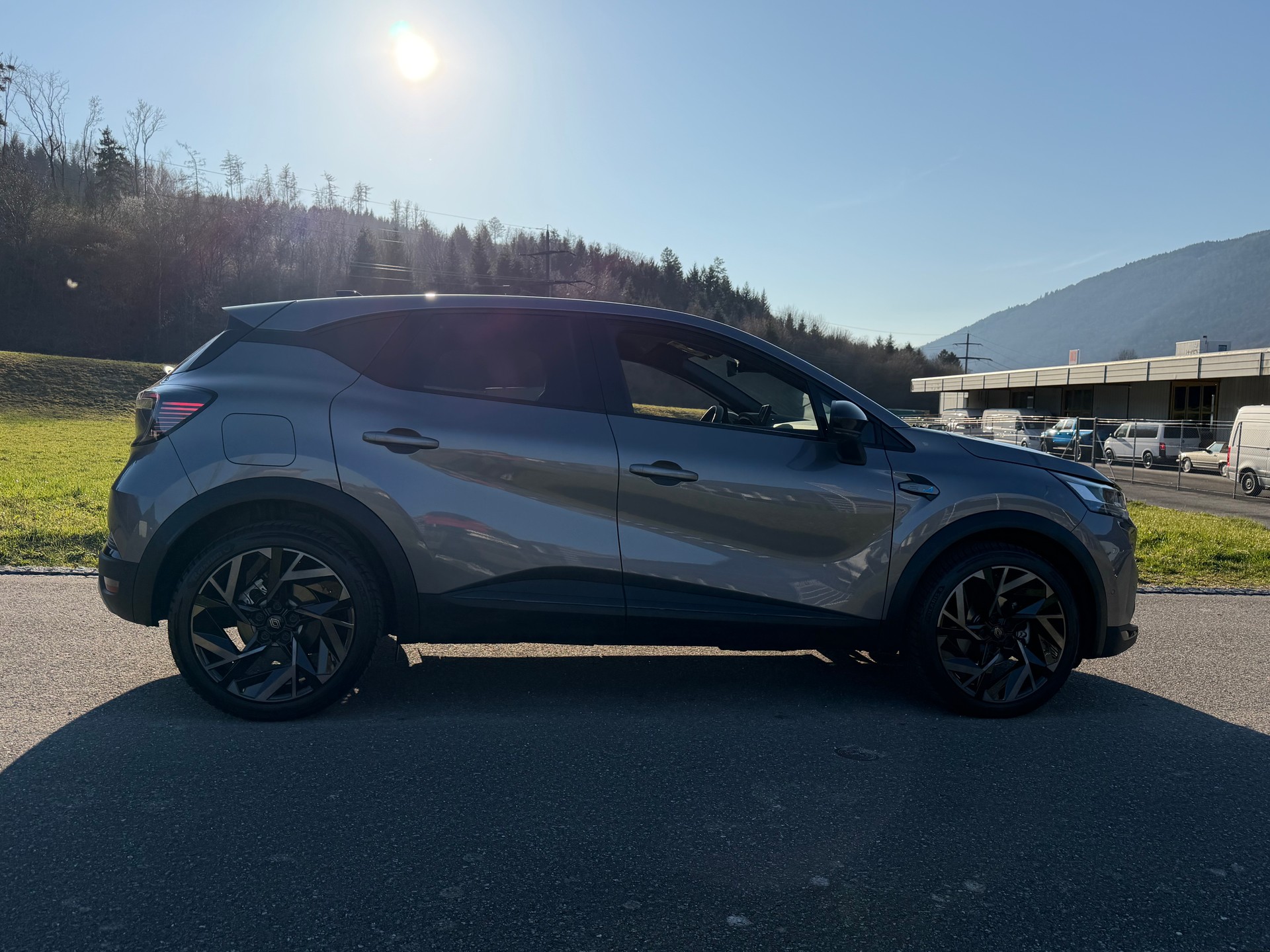 RENAULT CAPTUR "ALPINE" 1.3 TCE ESPRIT" ALPINE" CH WAGEN MIT RENAULT VOLLGARANTIE. NETTO 25`500.--image-12