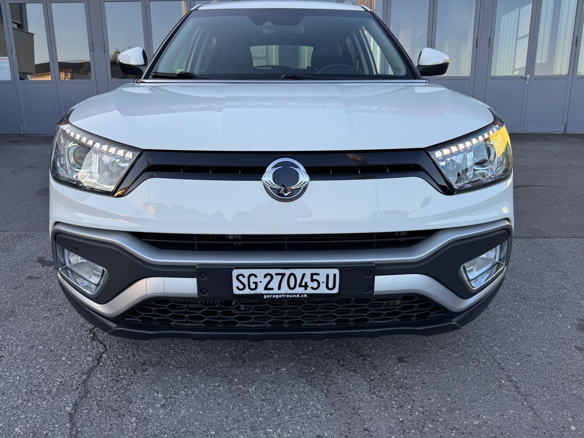 KGM-SsangYong XLV 1.6 eXDi Crystal 4WD Automatic-image-2
