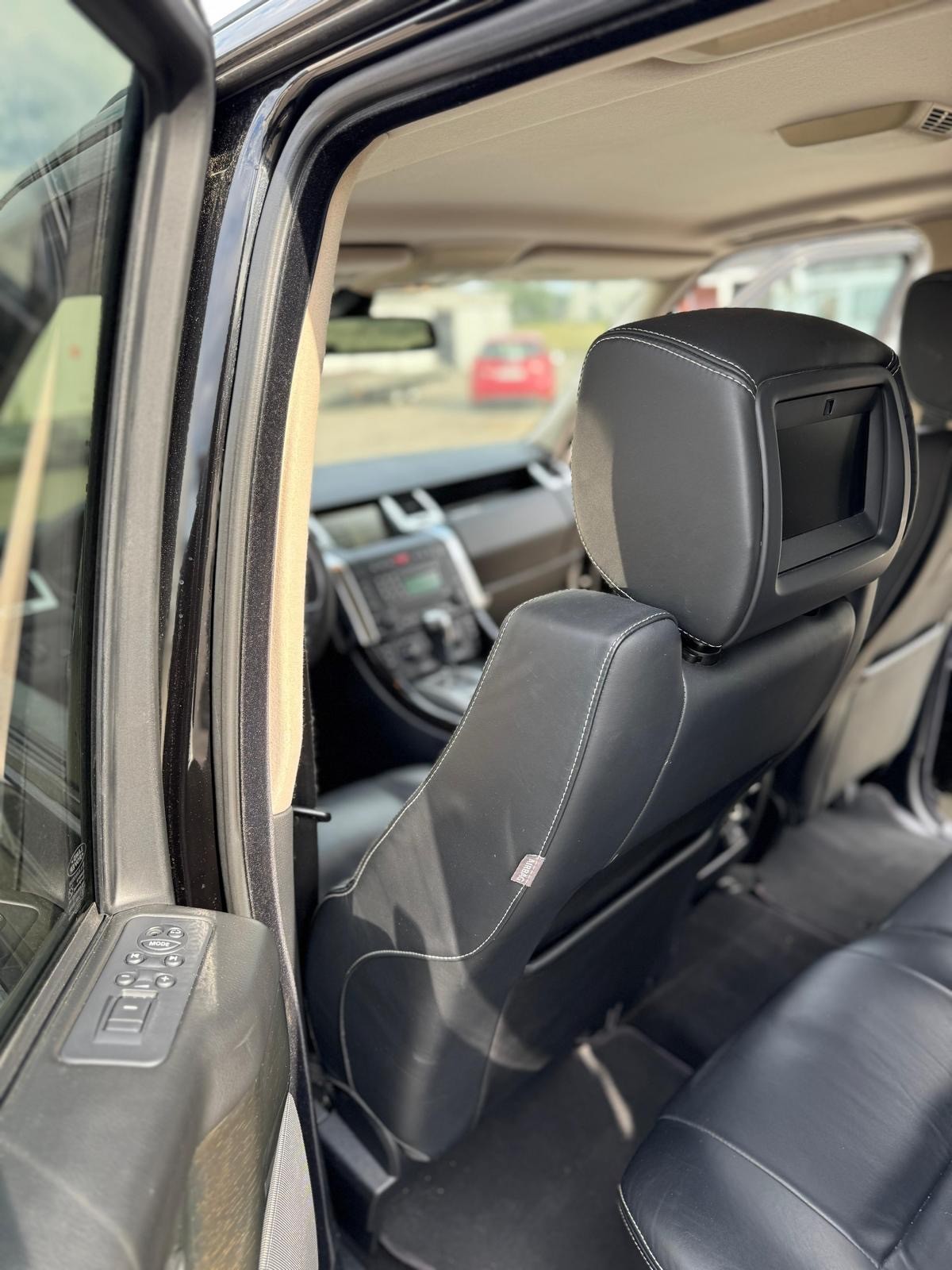 LAND ROVER Range Rover Sport 3.6 Td8 HSE Automatic-image-9