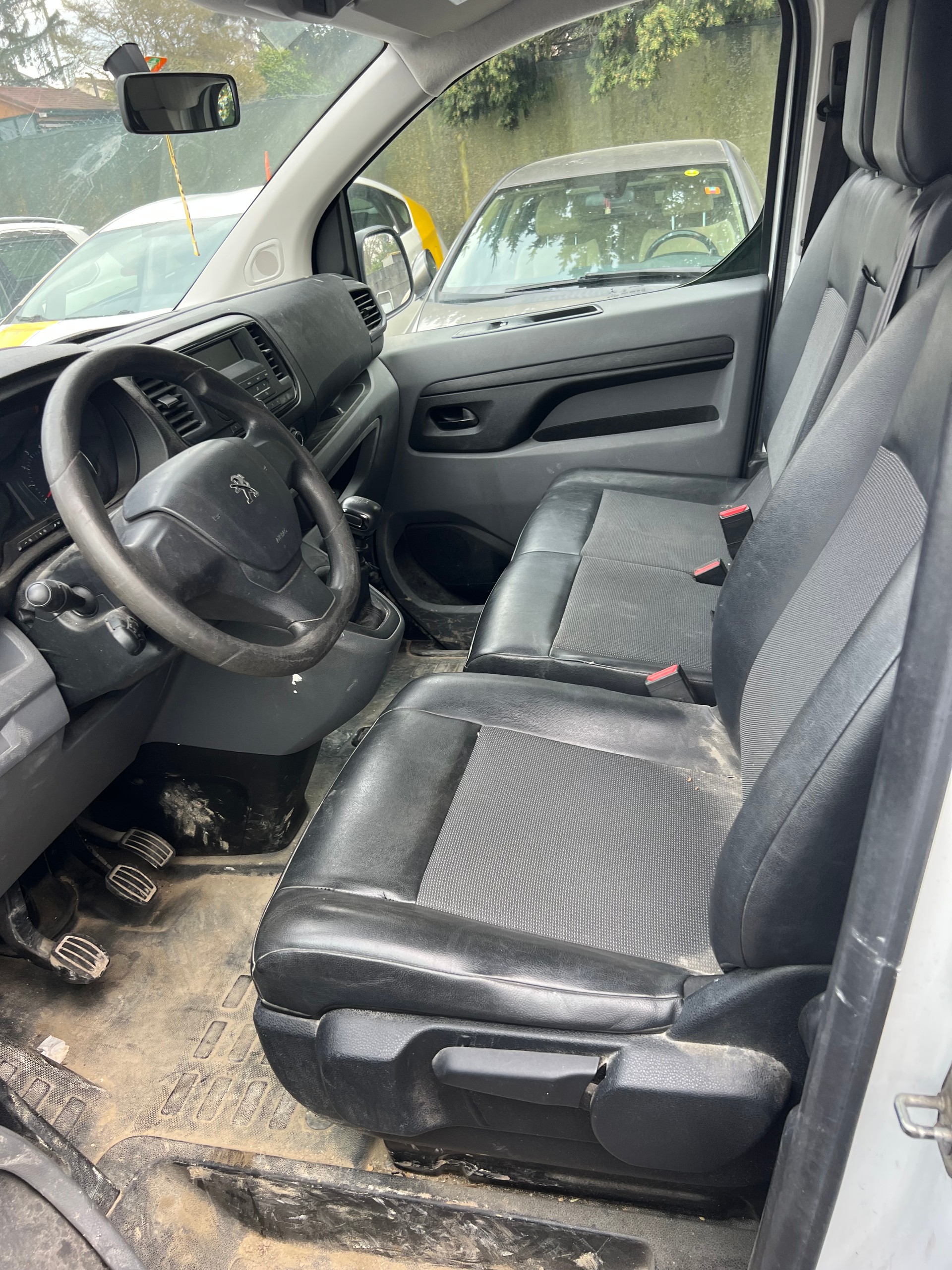 PEUGEOT Expert 2.0 BlueHDi 120 Active Standard-image-5