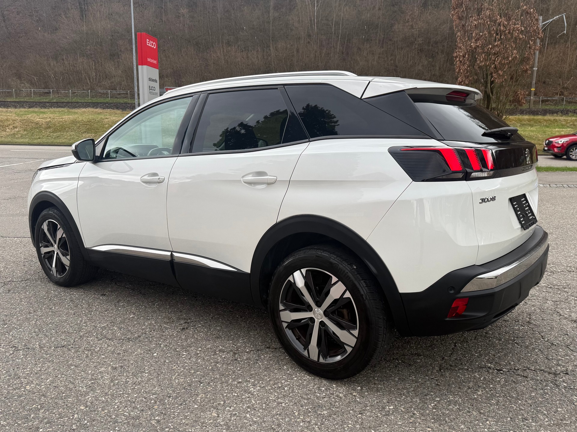 PEUGEOT 3008-image-9