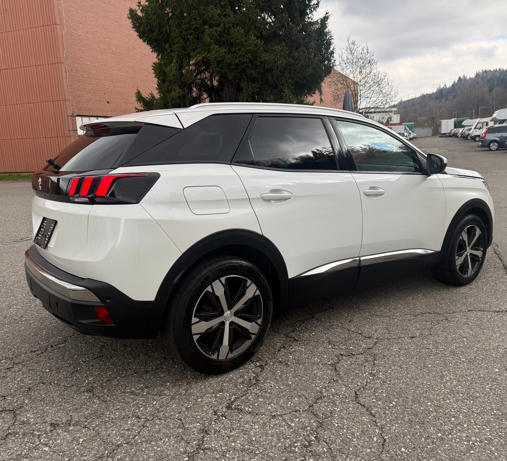 PEUGEOT 3008-image-5