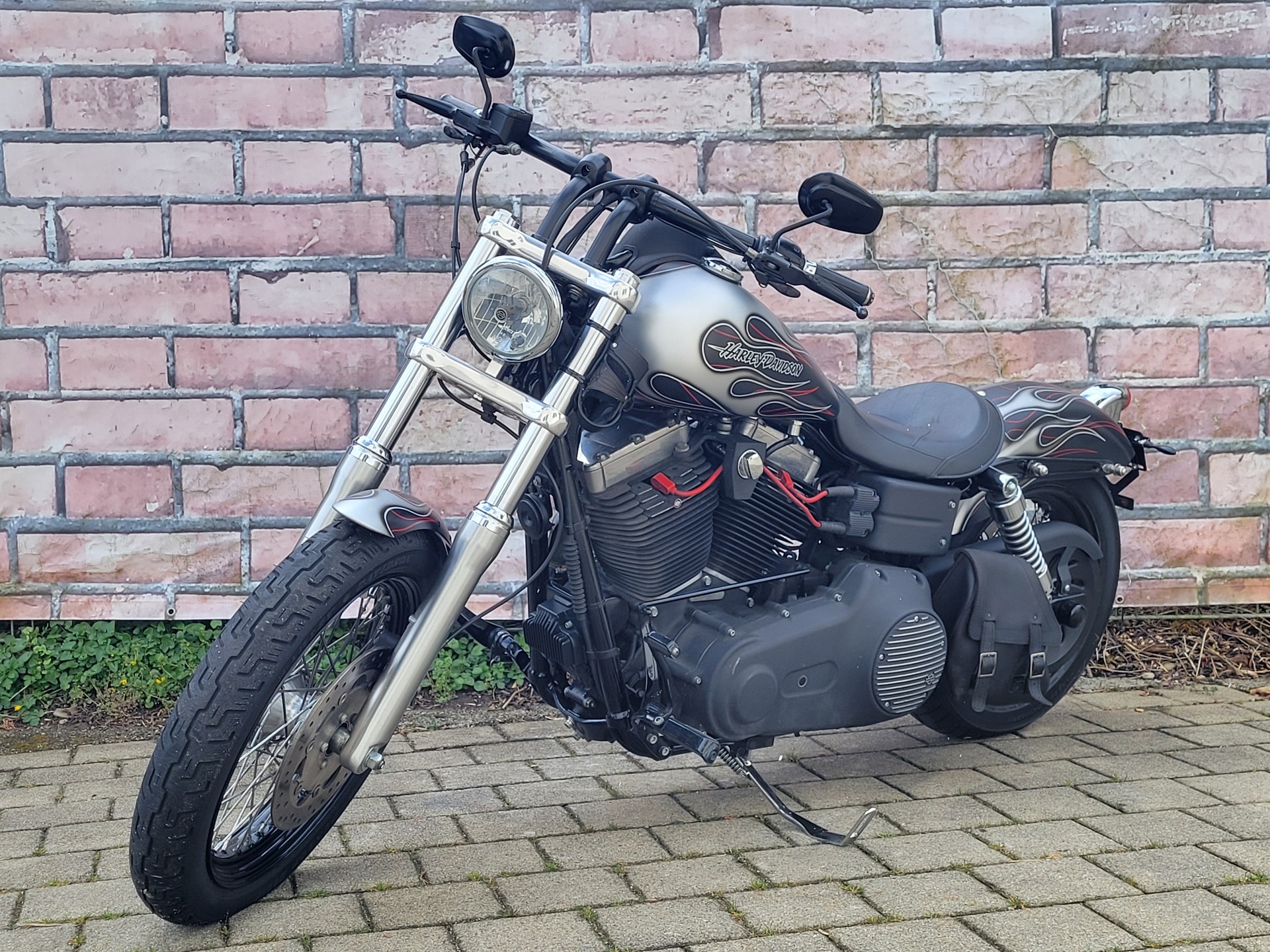 HARLEY-DAVIDSON FXDBI Dyna Street Bob-image-2