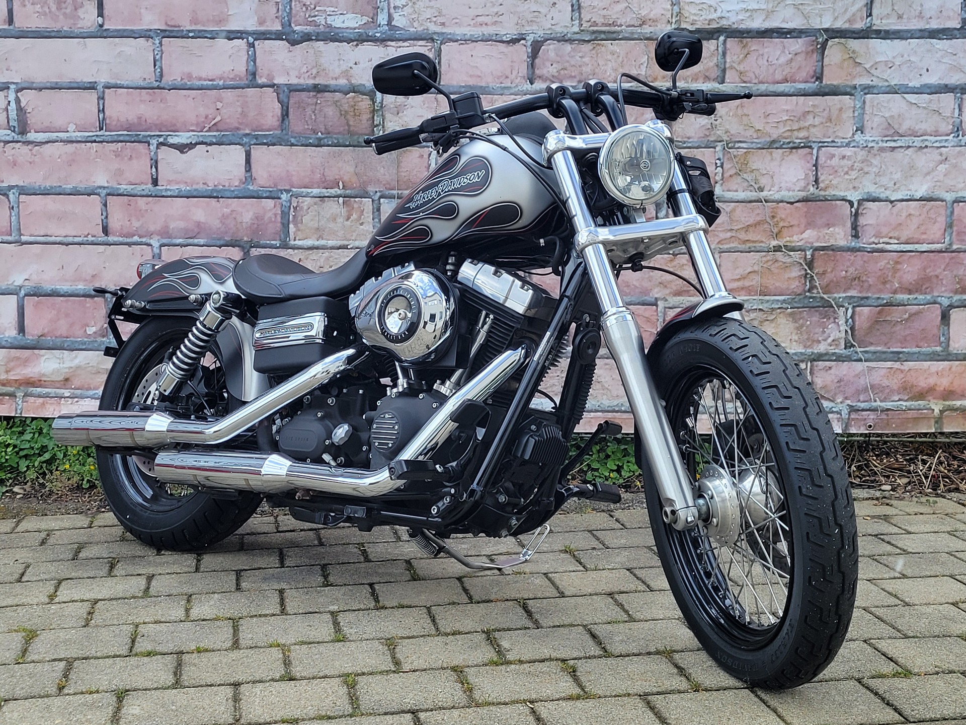 HARLEY-DAVIDSON FXDBI Dyna Street Bob-image-1