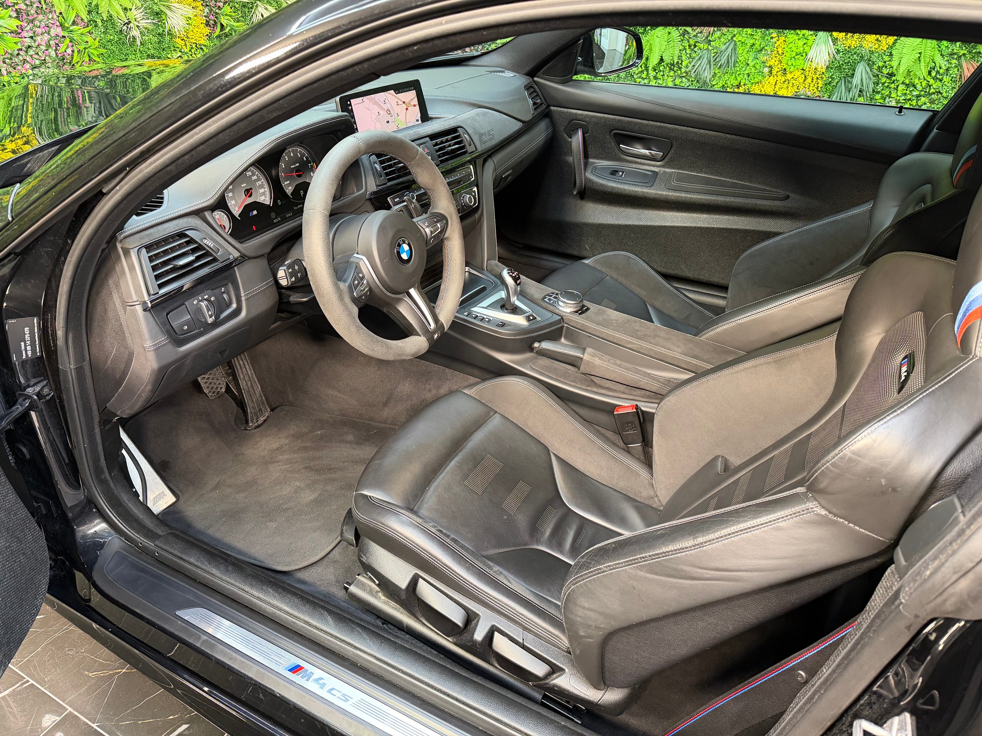 BMW M4 Coupé CS DKG-image-9