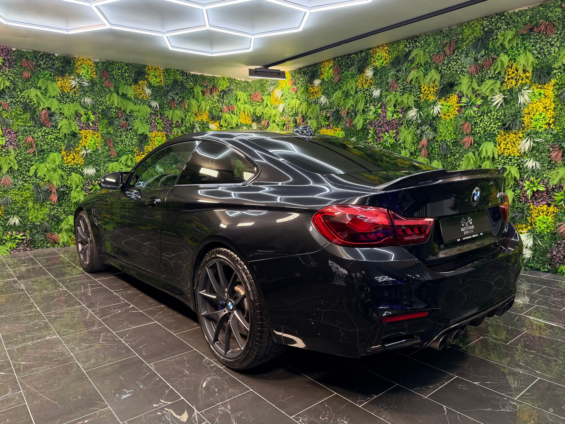 BMW M4 Coupé CS DKG-image-7