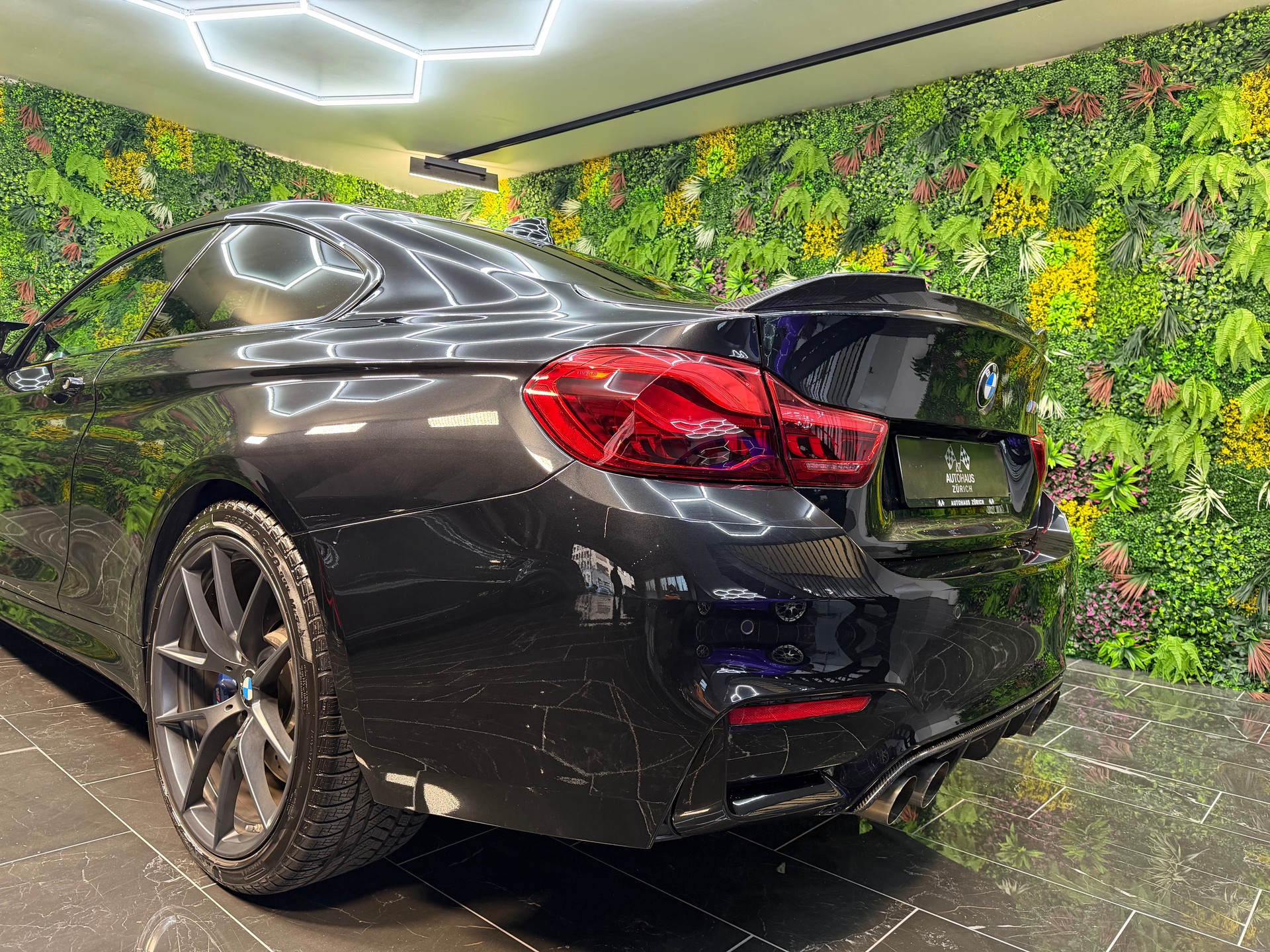 BMW M4 Coupé CS DKG-image-6