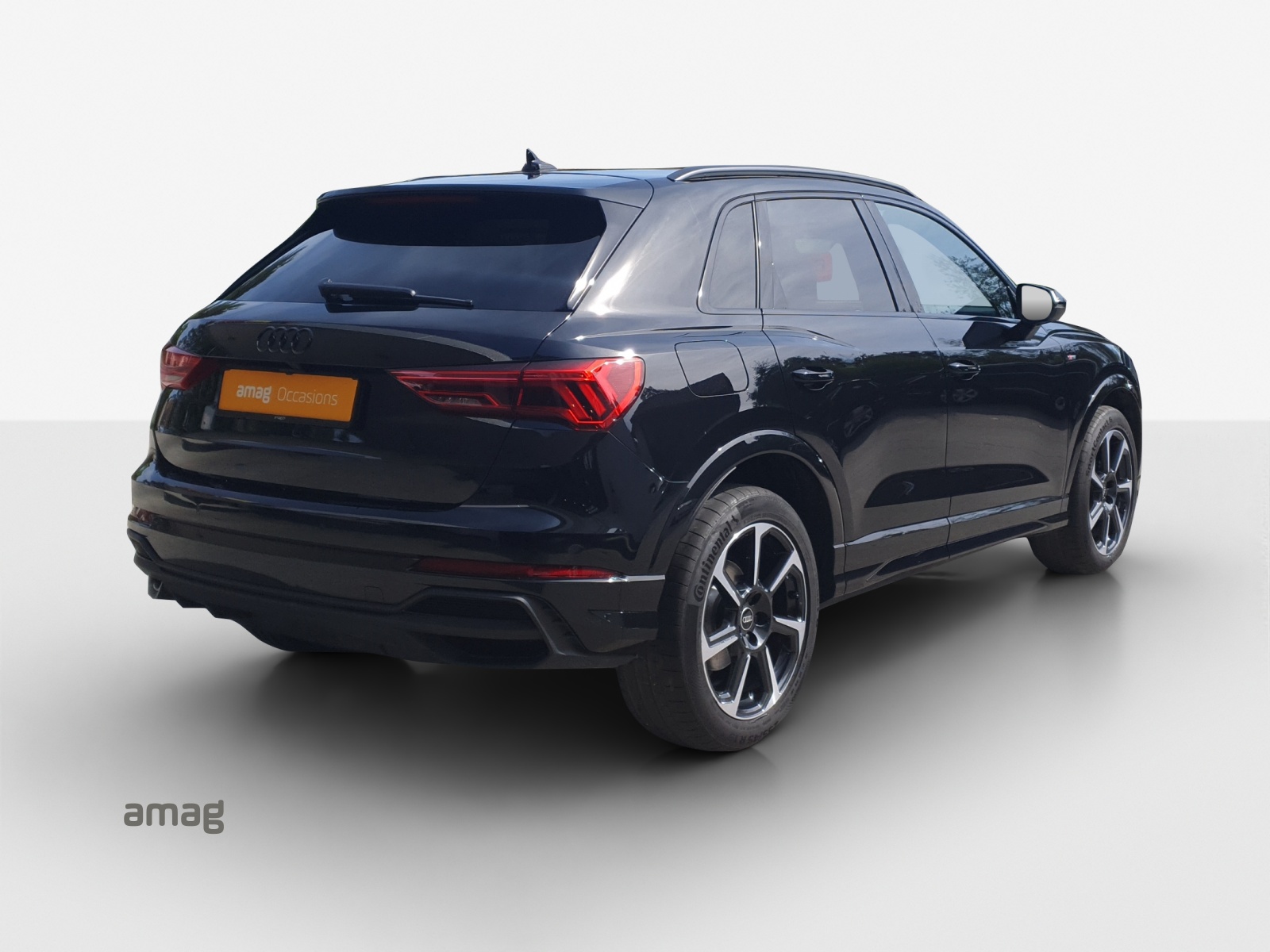 AUDI Q3 35 TFSI S line Attraction S-tronic-image-4