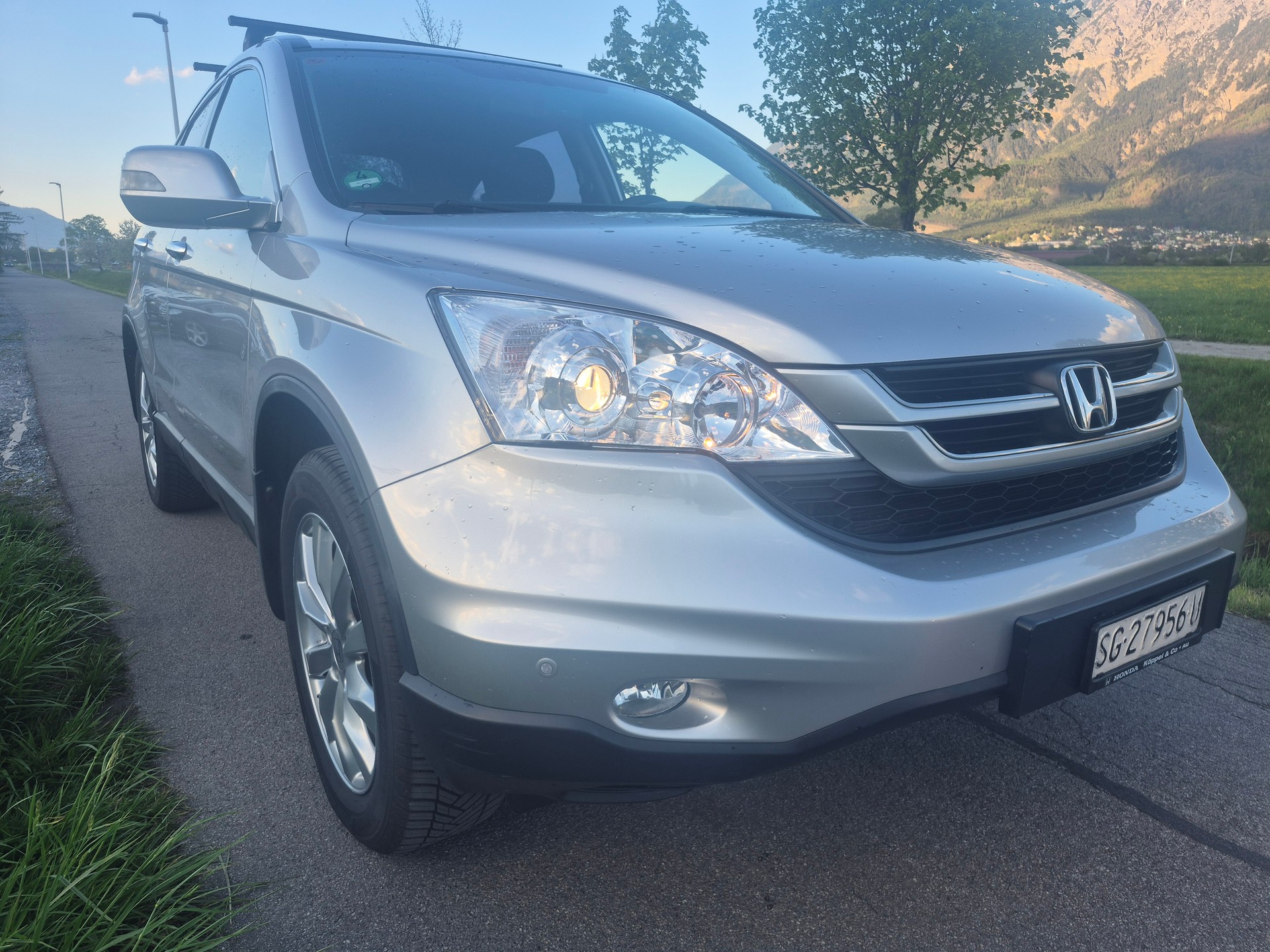 HONDA CR-V 2.2 i-DTEC 4WD Comfort Automatic-image-2