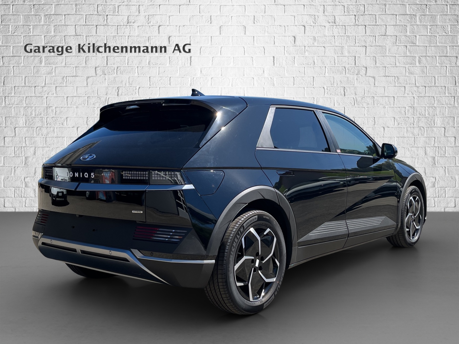 HYUNDAI Ioniq 5 77kWh Origo 4WD-image-4