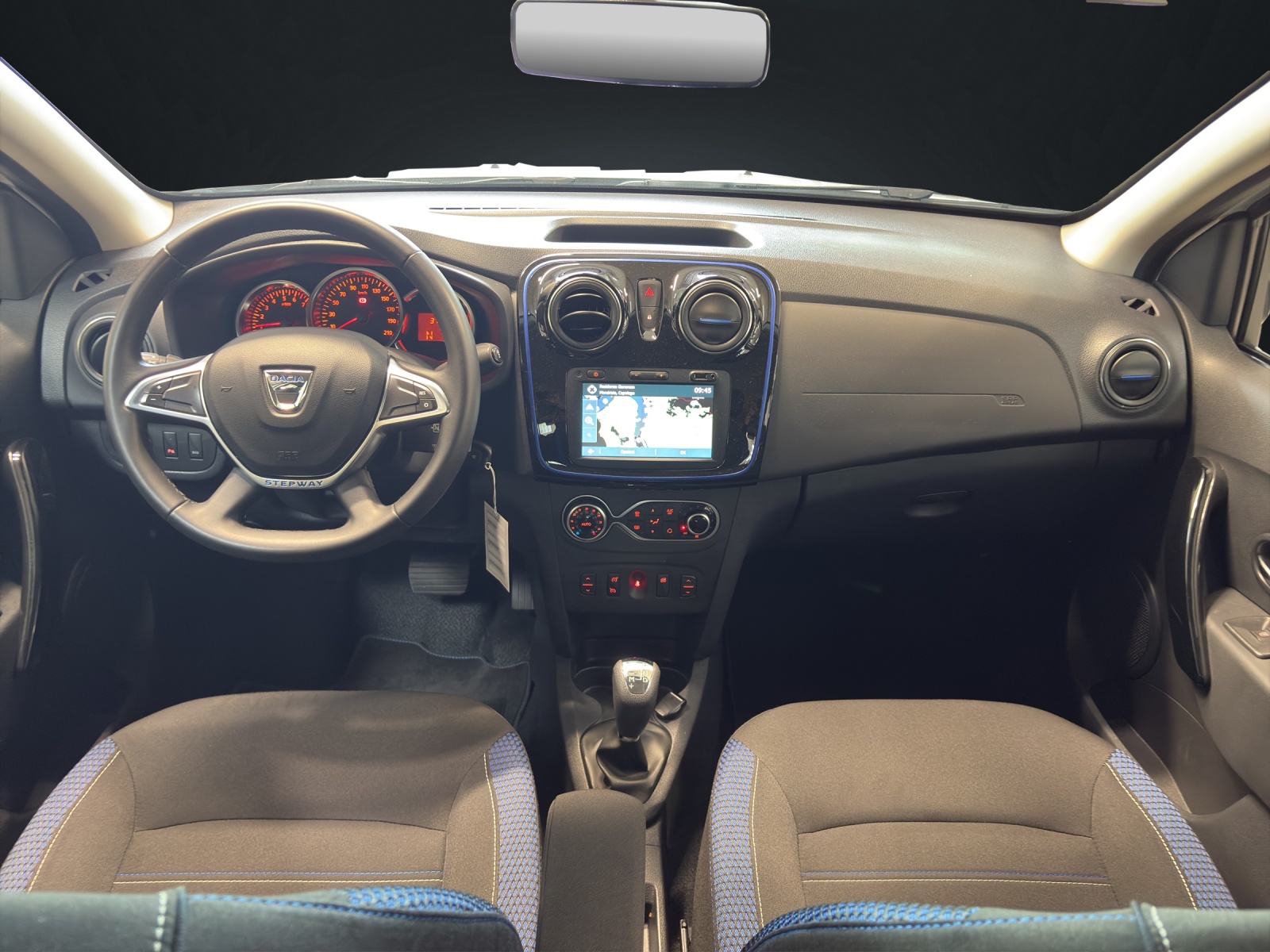 DACIA Sandero TCe 90 Celebration Easy-R-image-10