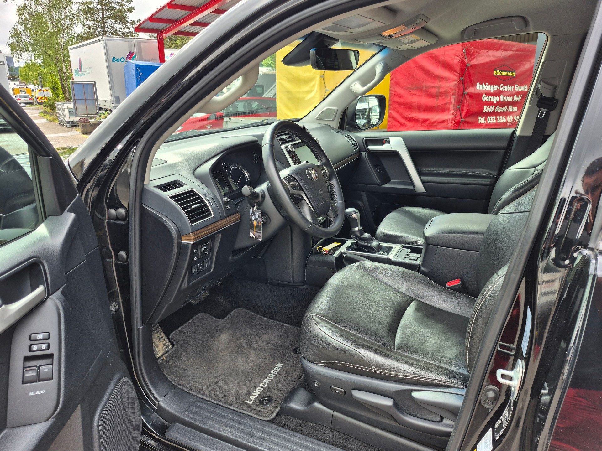 TOYOTA Land Cruiser 2.8TD Limited Automatic-image-13