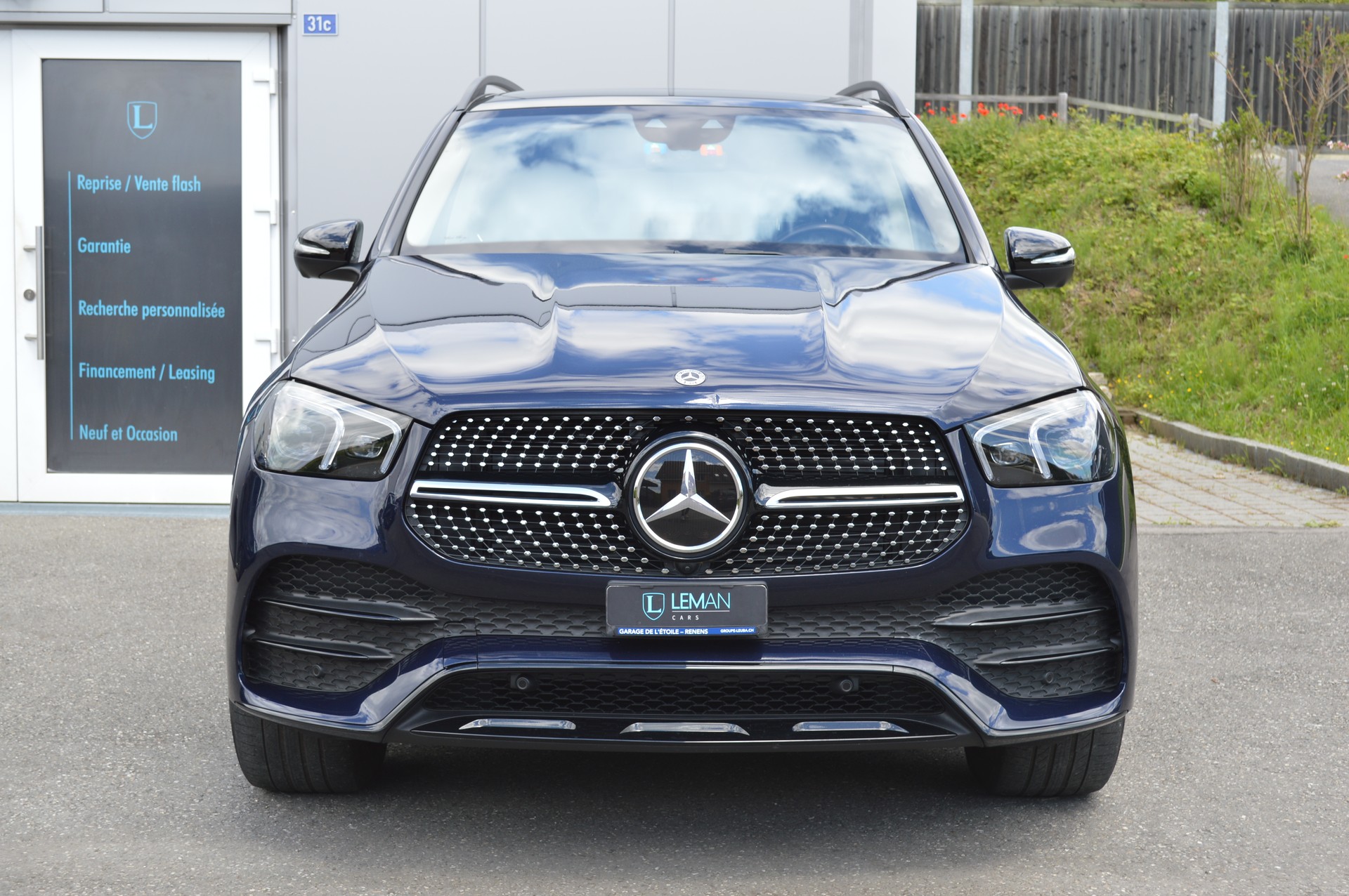 MERCEDES-BENZ GLE 350 de 4Matic AMG Line 9G-Tronic-showroom-element-1