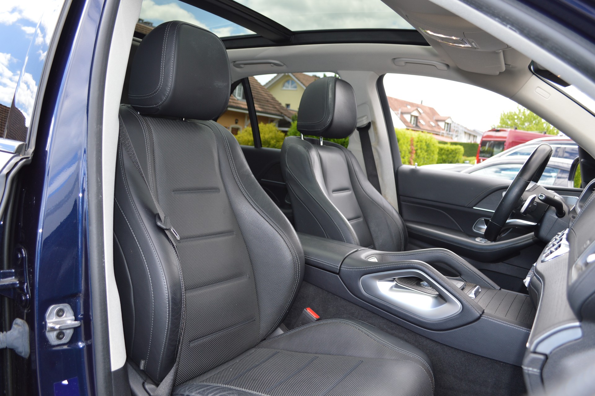 MERCEDES-BENZ GLE 350 de 4Matic AMG Line 9G-Tronic-image-16