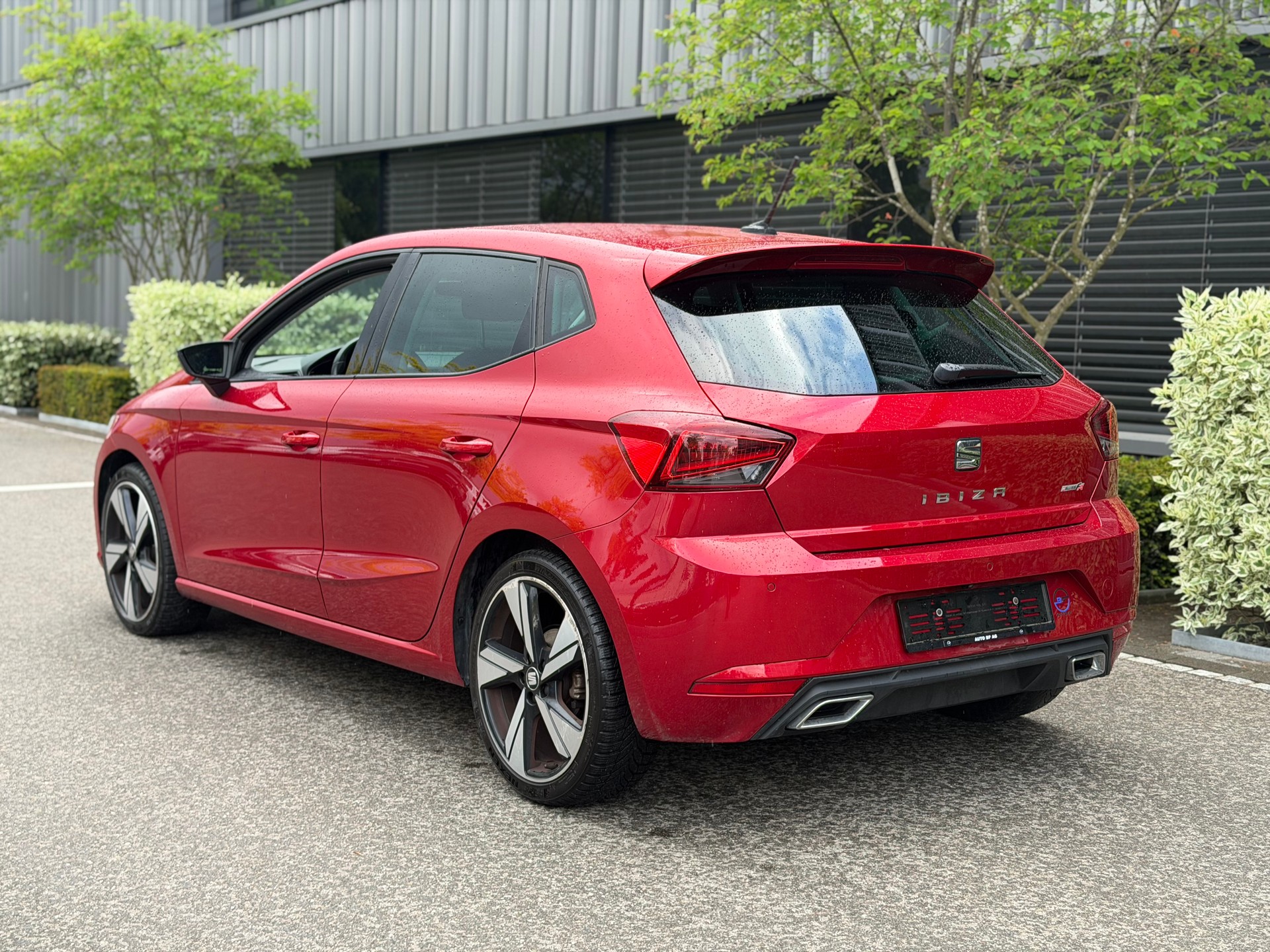 SEAT Ibiza 1.5 TSI EVO Swiss FR-image-4