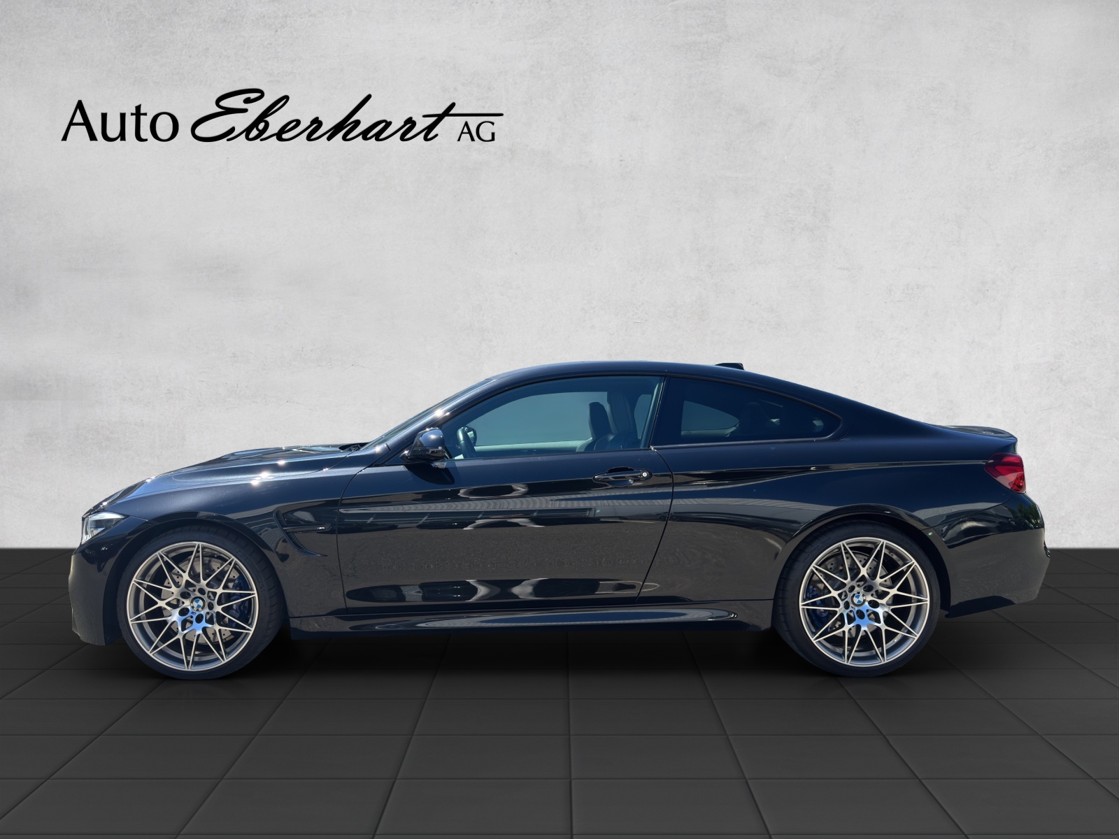 BMW M4 Coupé Competition DKG-showroom-element-2