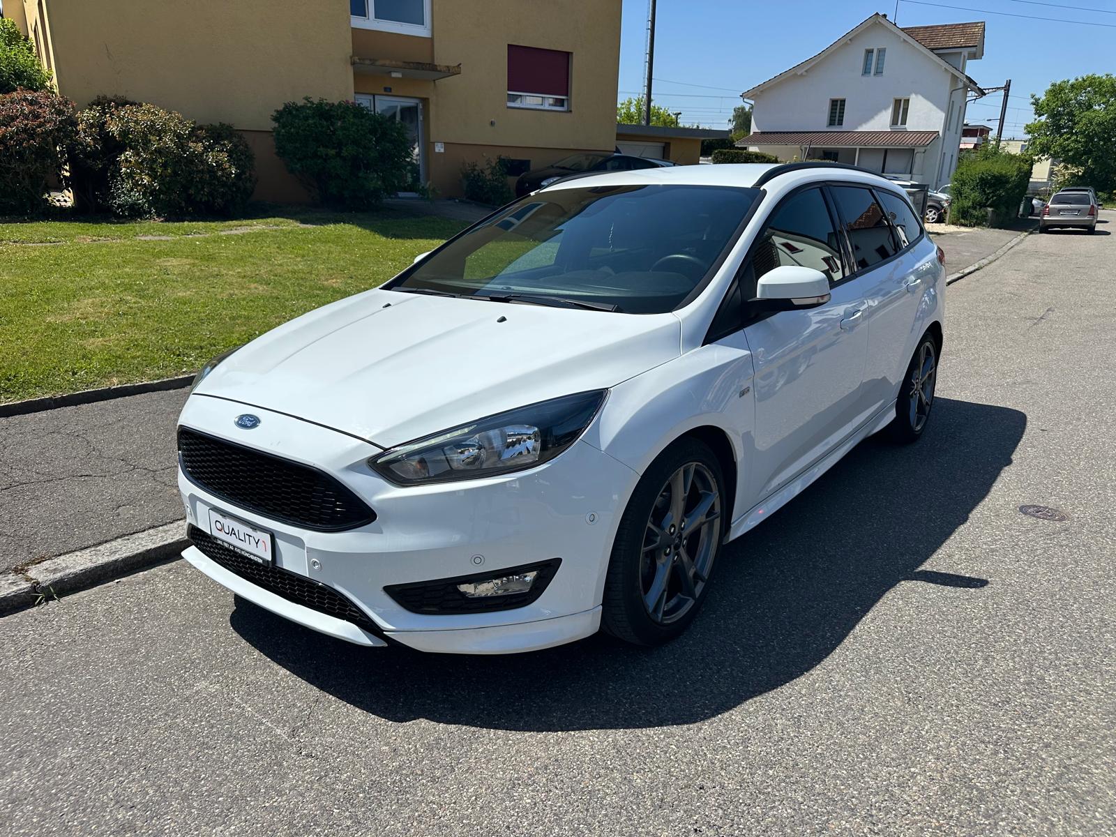 FORD Focus 1.0 SCTi ST Line Automatic-image-1