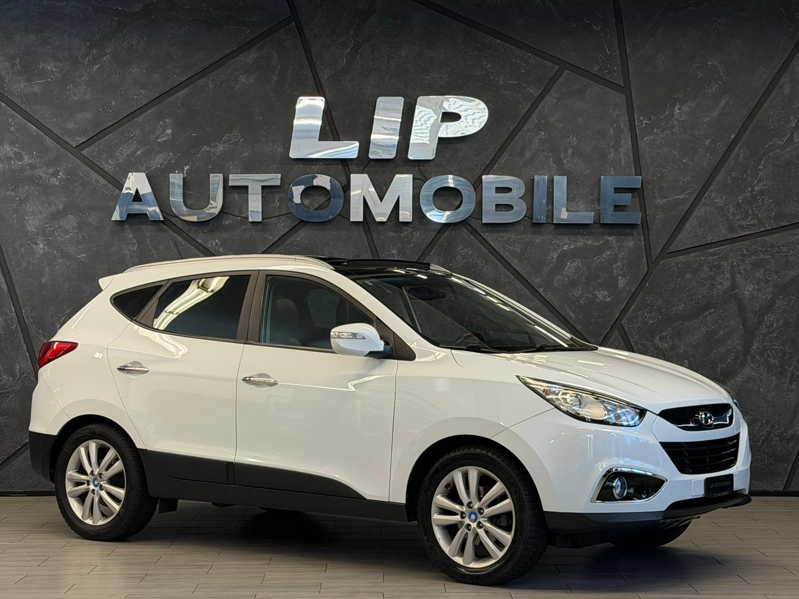 HYUNDAI iX 35 2.0 CRDi Premium 4WD Automatic-showroom-element-2
