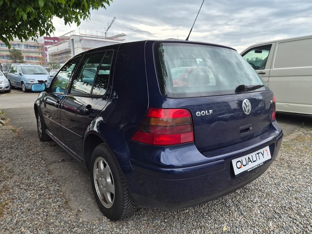 VW Golf 1.6 Comfortline Generation Automatic-image-3