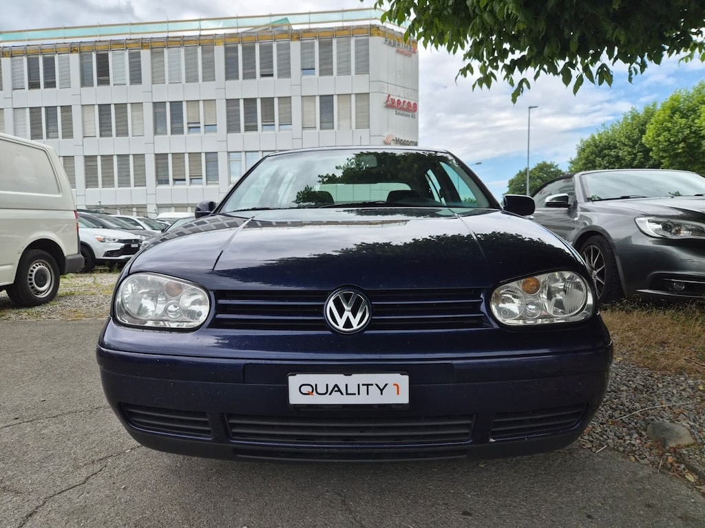 VW Golf 1.6 Comfortline Generation Automatic-image-1
