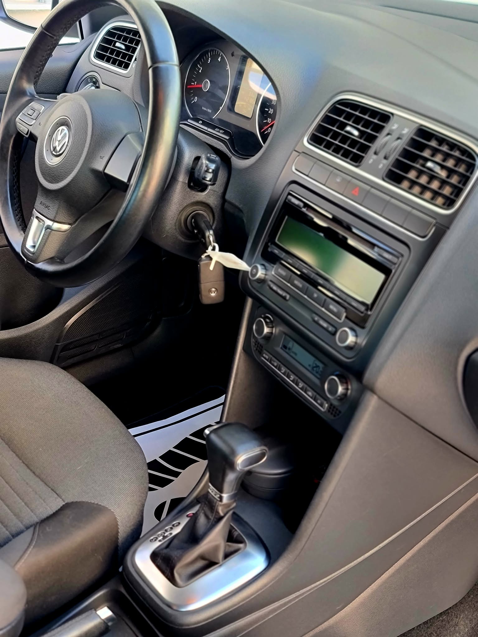 VW Polo 1.4 16V Comfortline-image-10