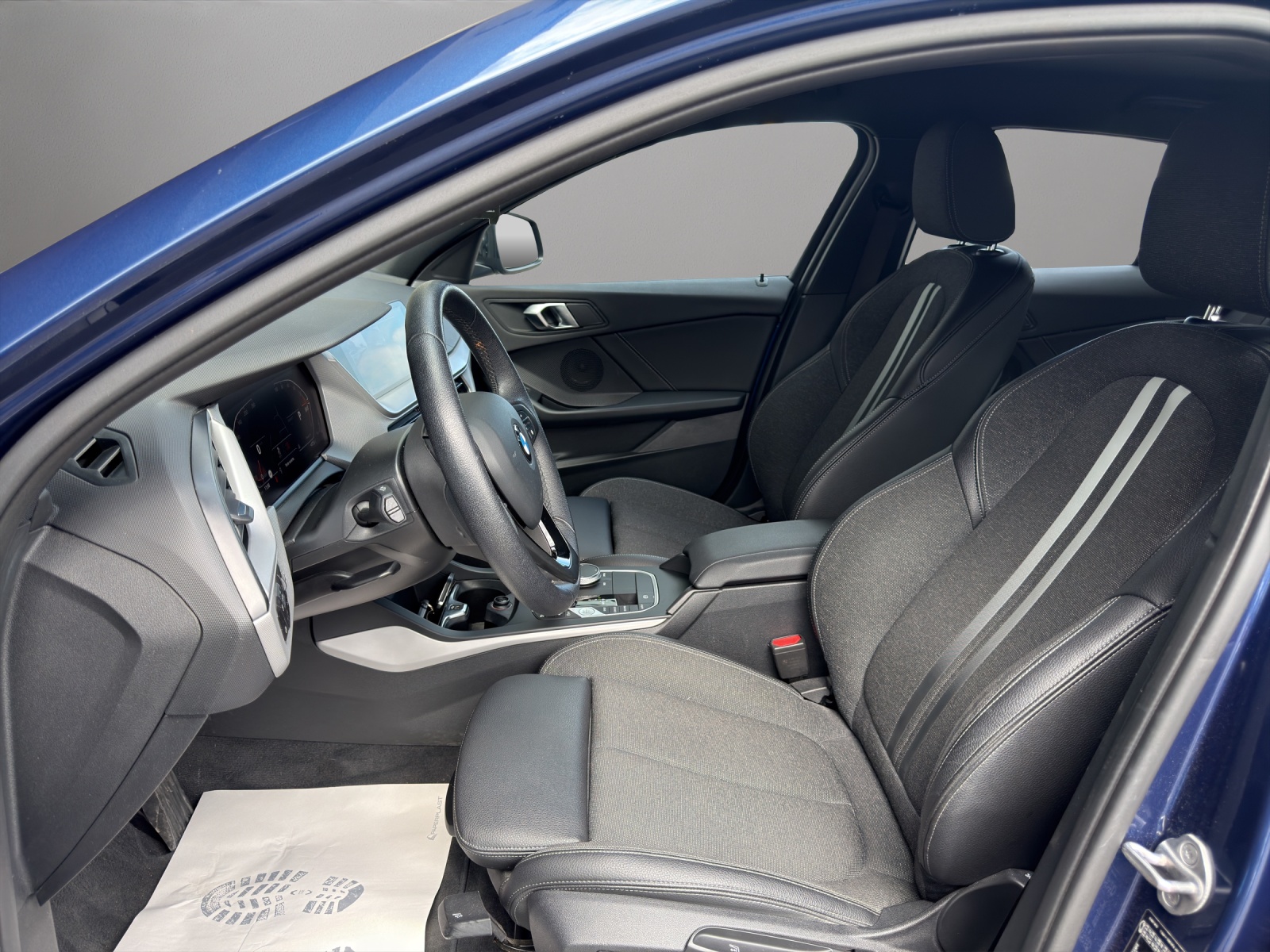 BMW 118i Steptronic-image-8