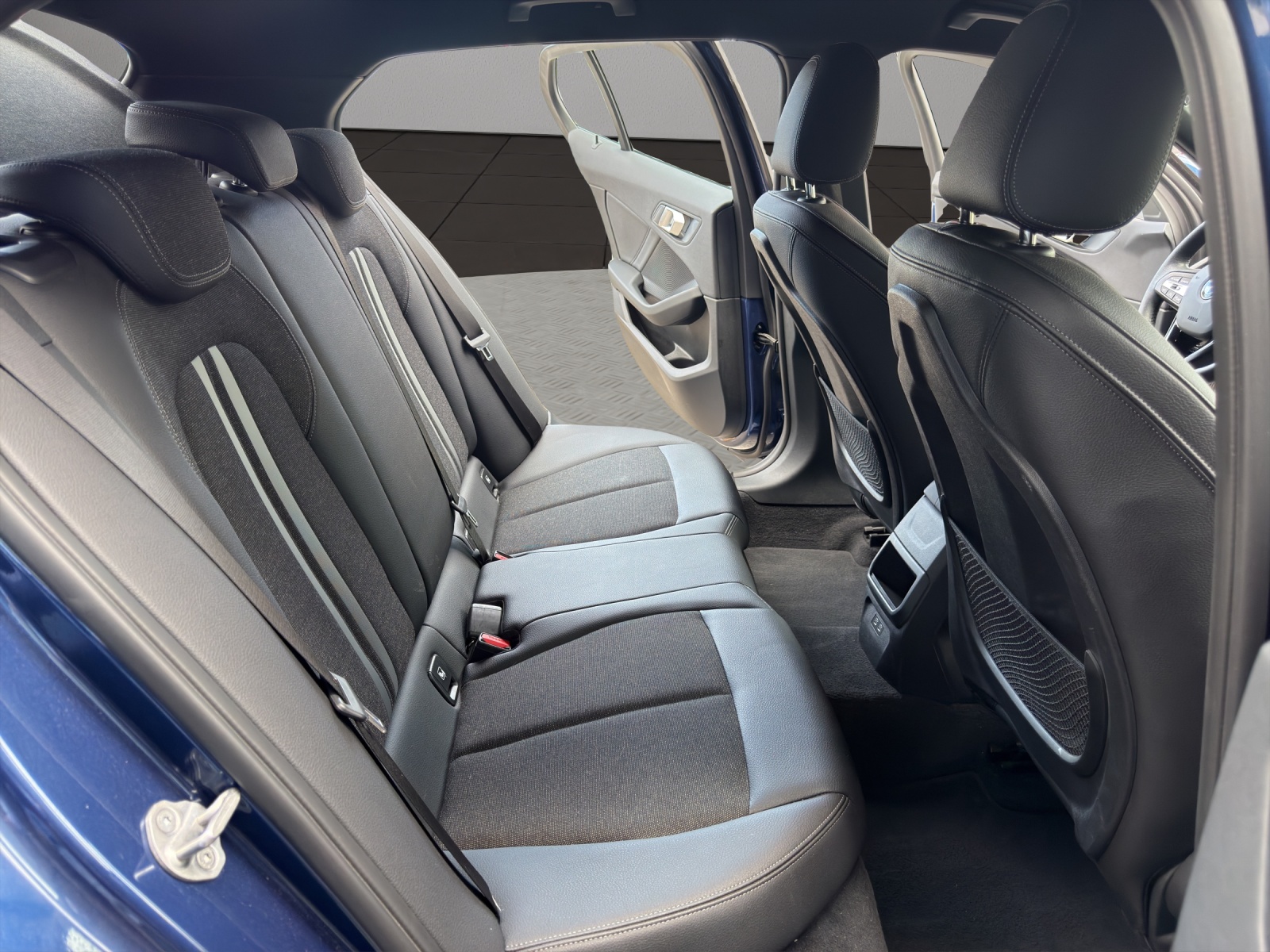 BMW 118i Steptronic-image-17