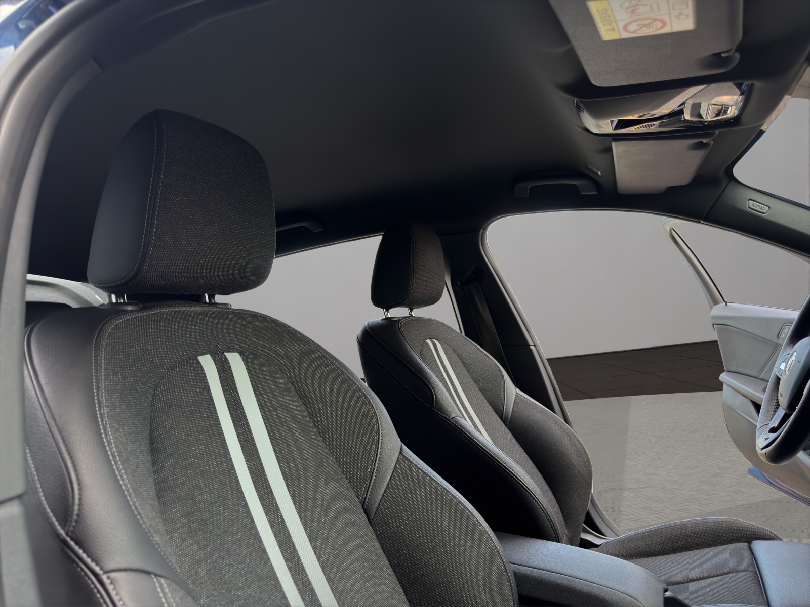 BMW 118i Steptronic-image-20