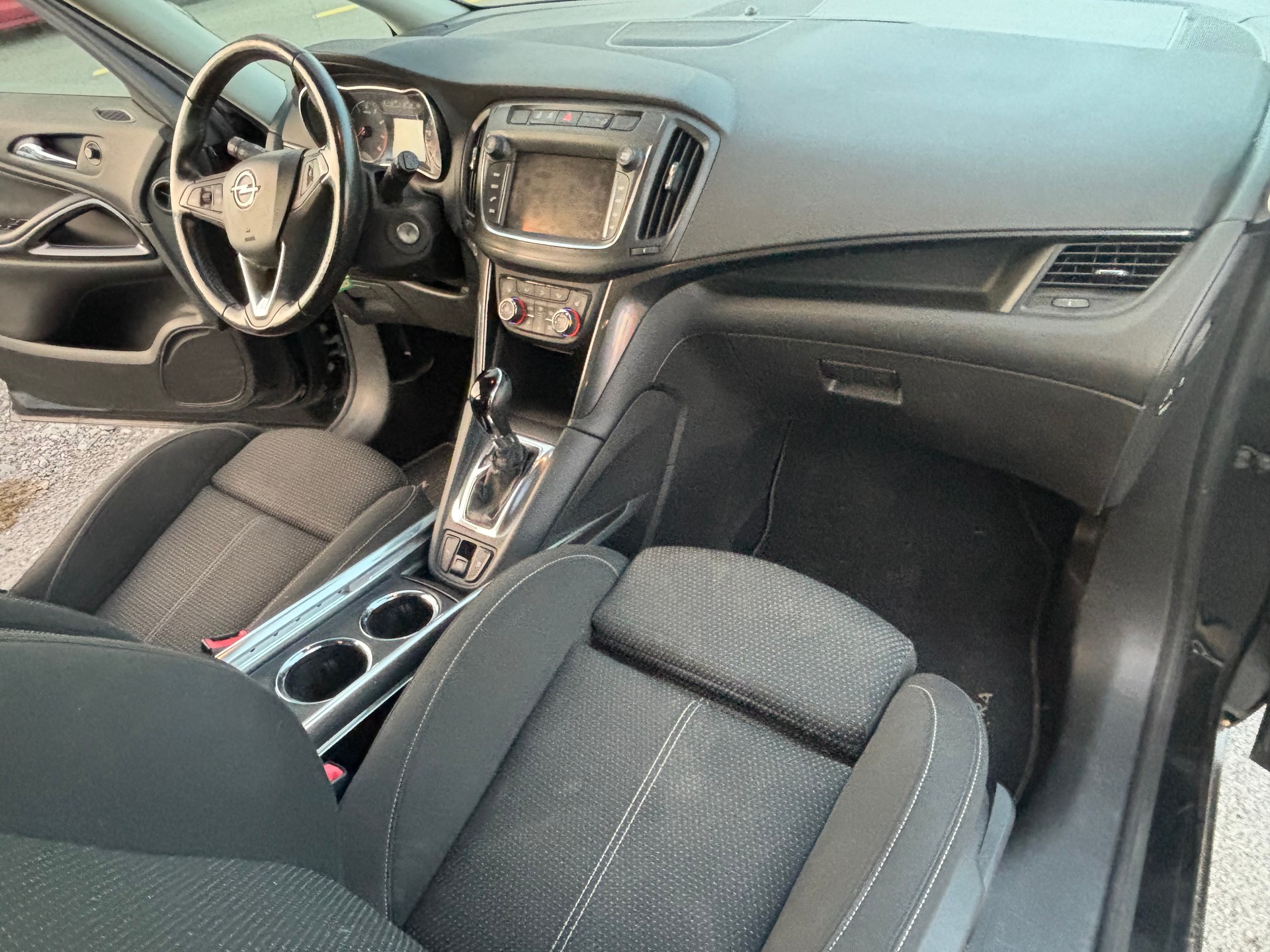 OPEL Zafira 1.6i 16V Turbo ** Problème Boite Automatic ***-image-11