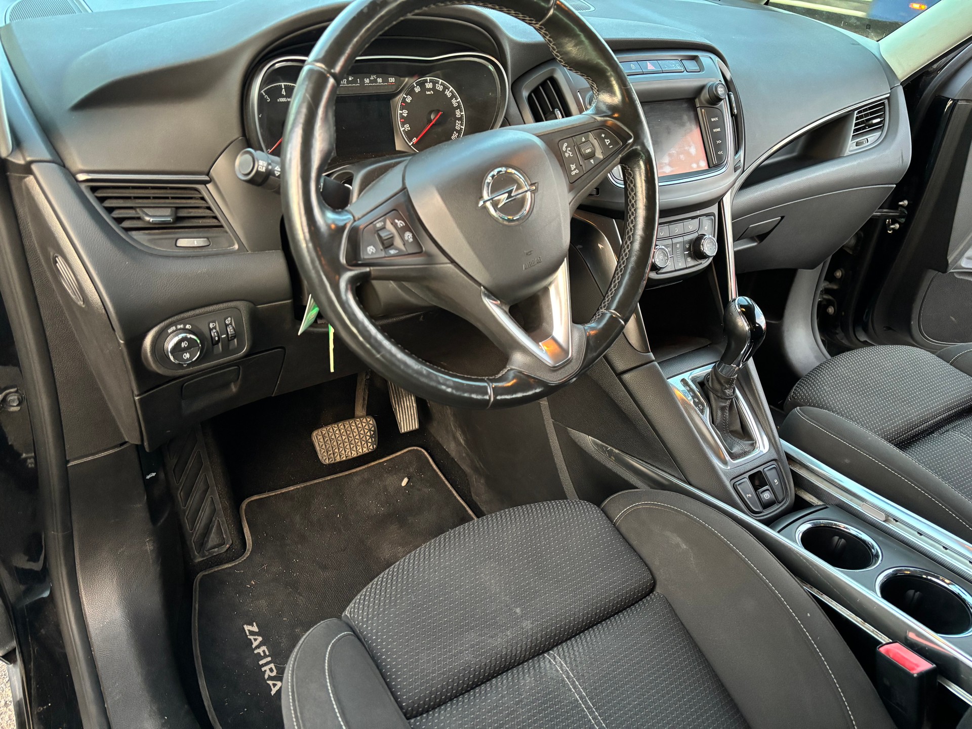 OPEL Zafira 1.6i 16V Turbo ** Problème Boite Automatic ***-image-10