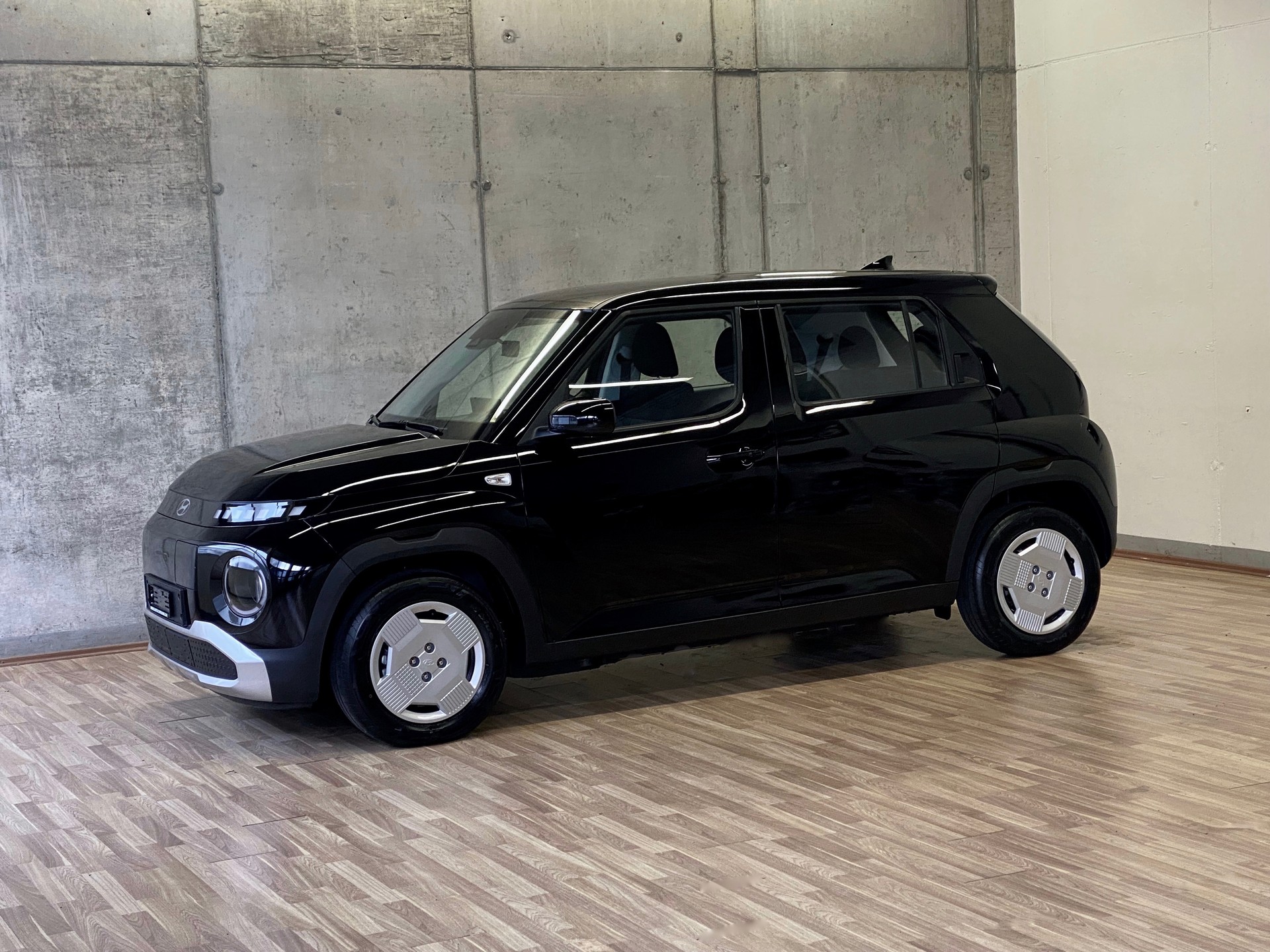 HYUNDAI Inster 42kWh Electric-image-19