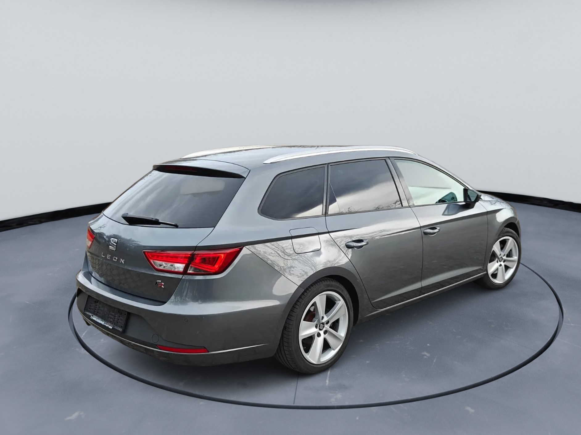 SEAT Leon ST 2.0 TDI FR DSG-image-3