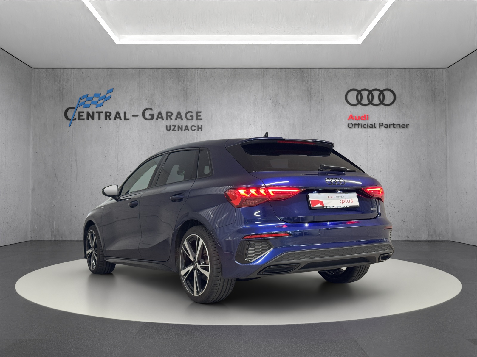 AUDI A3 Sportback 40 TFSI S line quattro S-tronic-showroom-element-2