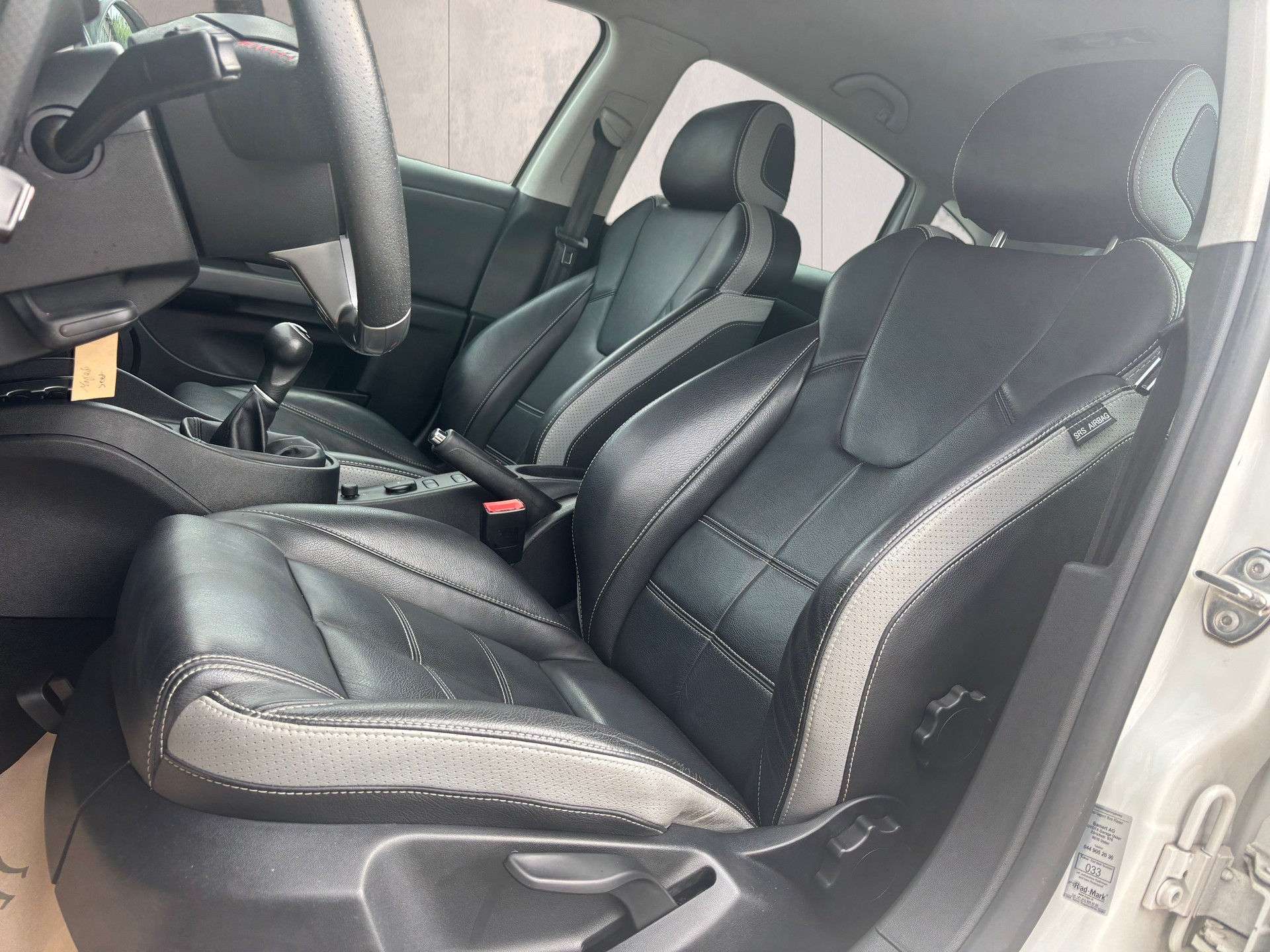 SEAT Leon 1.4 TSI FR-image-9