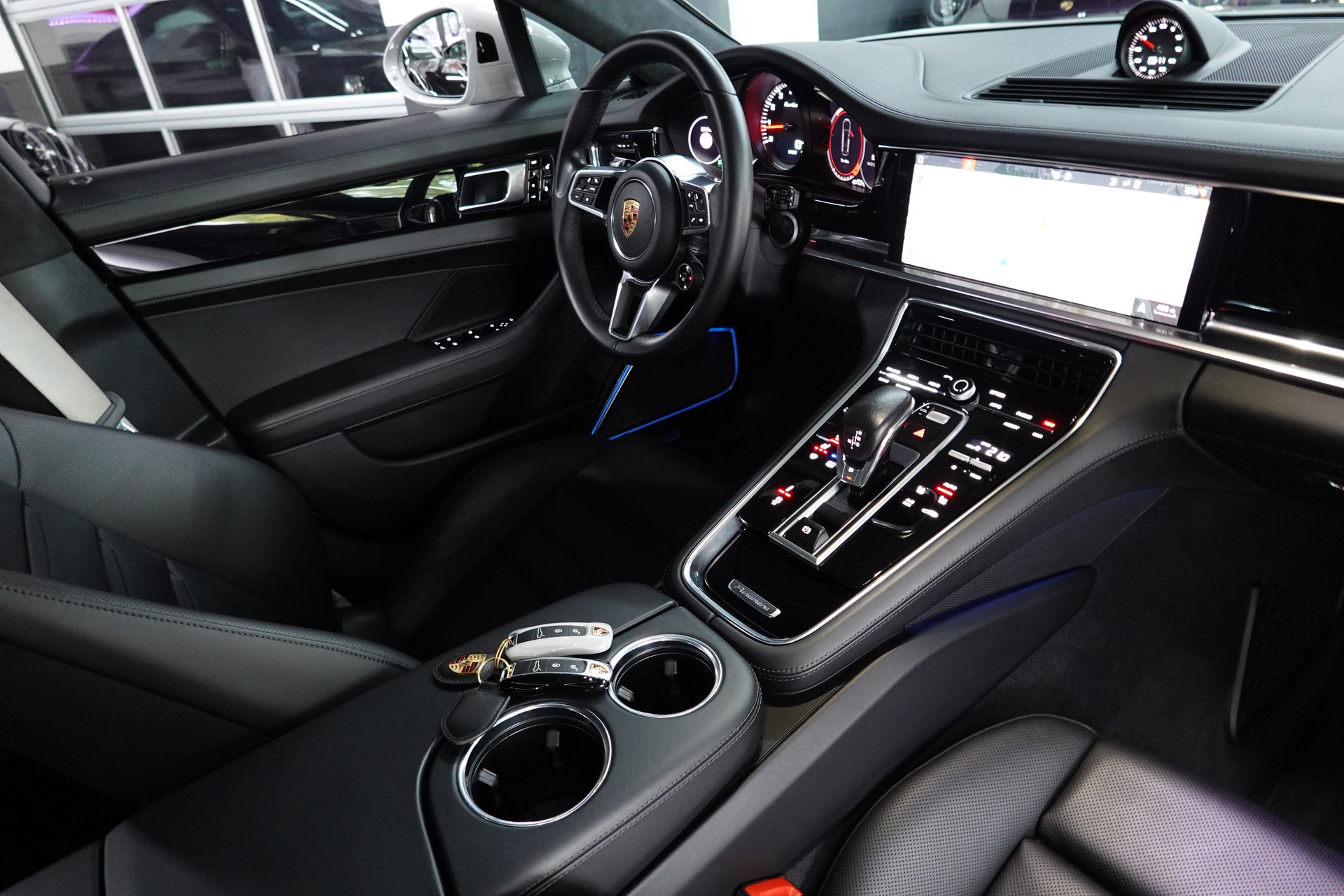PORSCHE PANAMERA TURBO PDK PTS KREIDE CH-FZ APPROVED LAUFEND BIS 2027-image-50