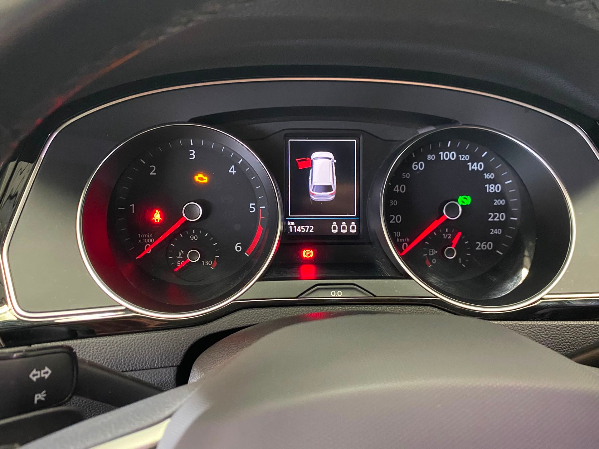VW Passat 2.0 TDI BMT Business 4Motion DSG-image-10