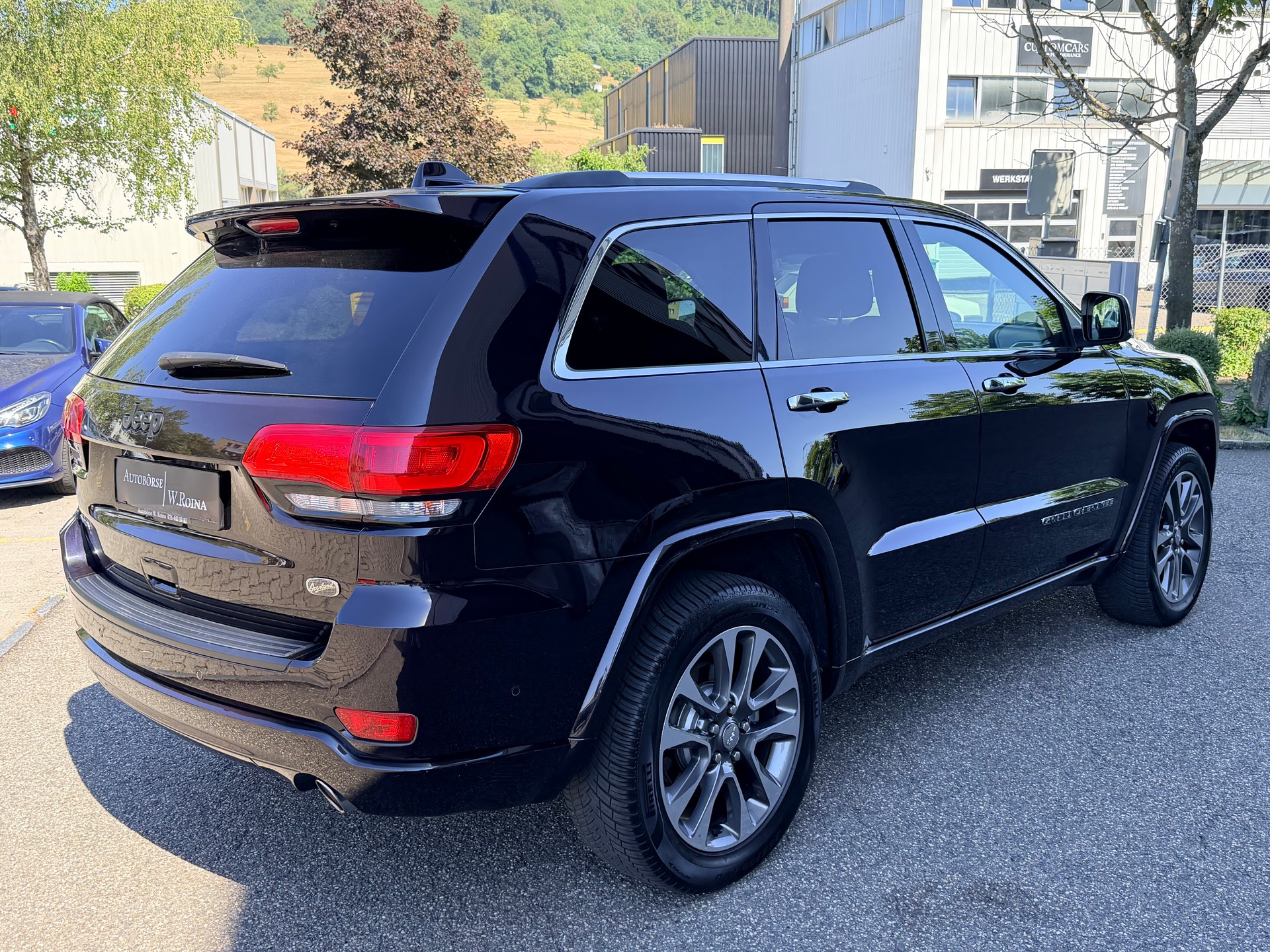 JEEP Grand Cherokee 3.0 CRD Overland Automatic-showroom-element-2