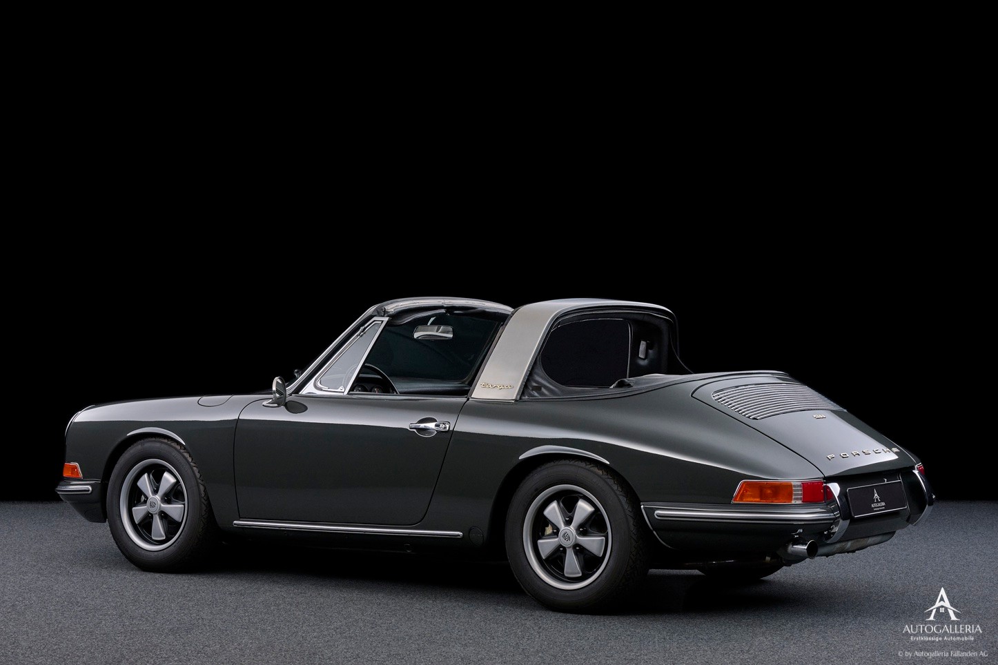 PORSCHE 911 Targa Softwindow-image-4